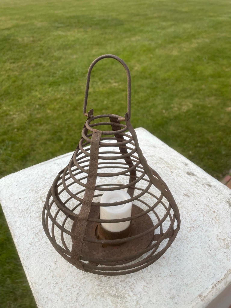 Japanese Antique Basket Garden Lighting  Lantern For Sale 3