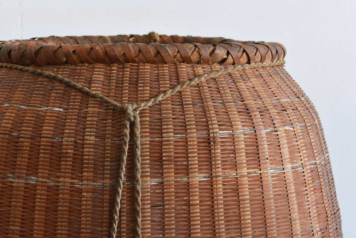 Japanese Antique Basket Woven from Bamboo / 1868-1920 / Vase / Agricultural Tool 4