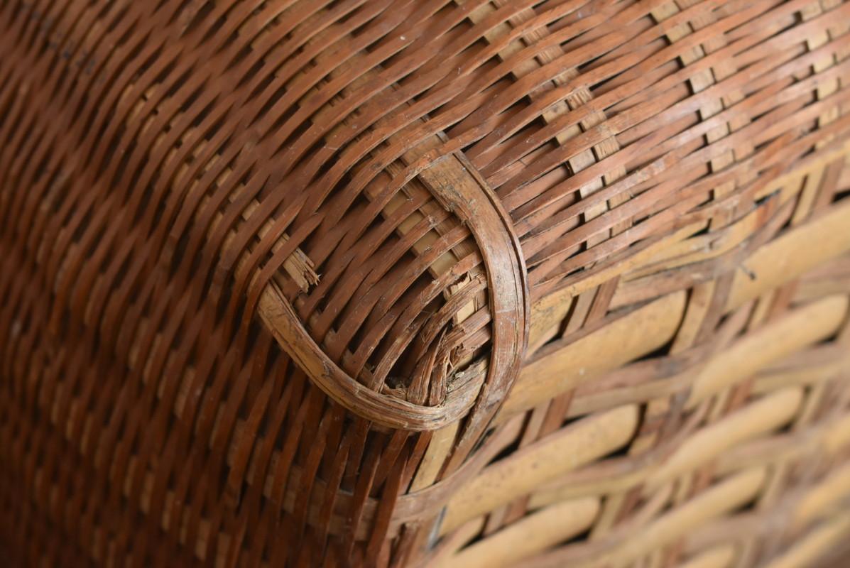 Japanese Antique Basket Woven from Bamboo / 1868-1920 / Vase / Agricultural Tool 11