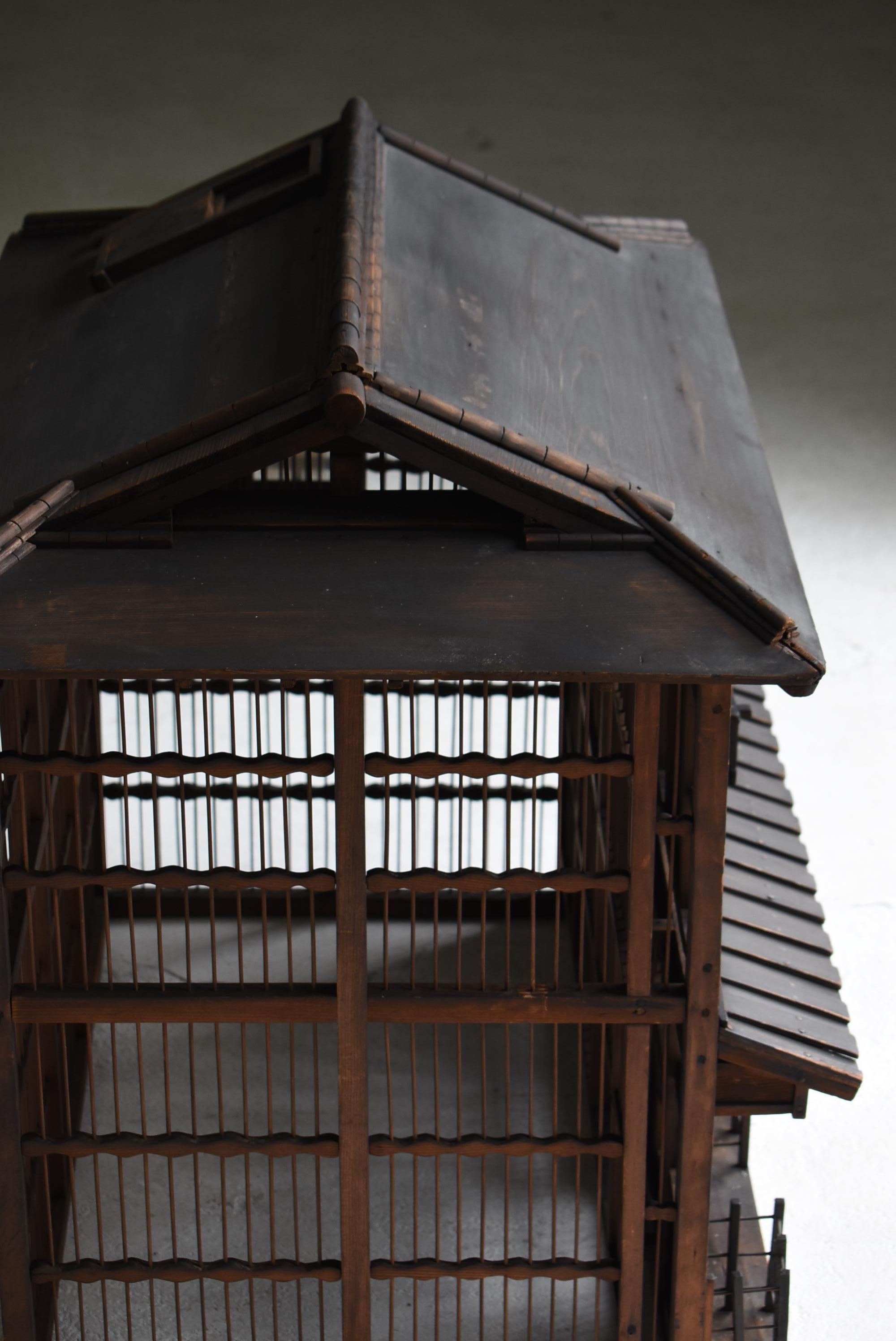 Gabbia per uccelli antica giapponese ispirata a una casa tradizionale Machiya degli anni 1920-1940 in vendita 10