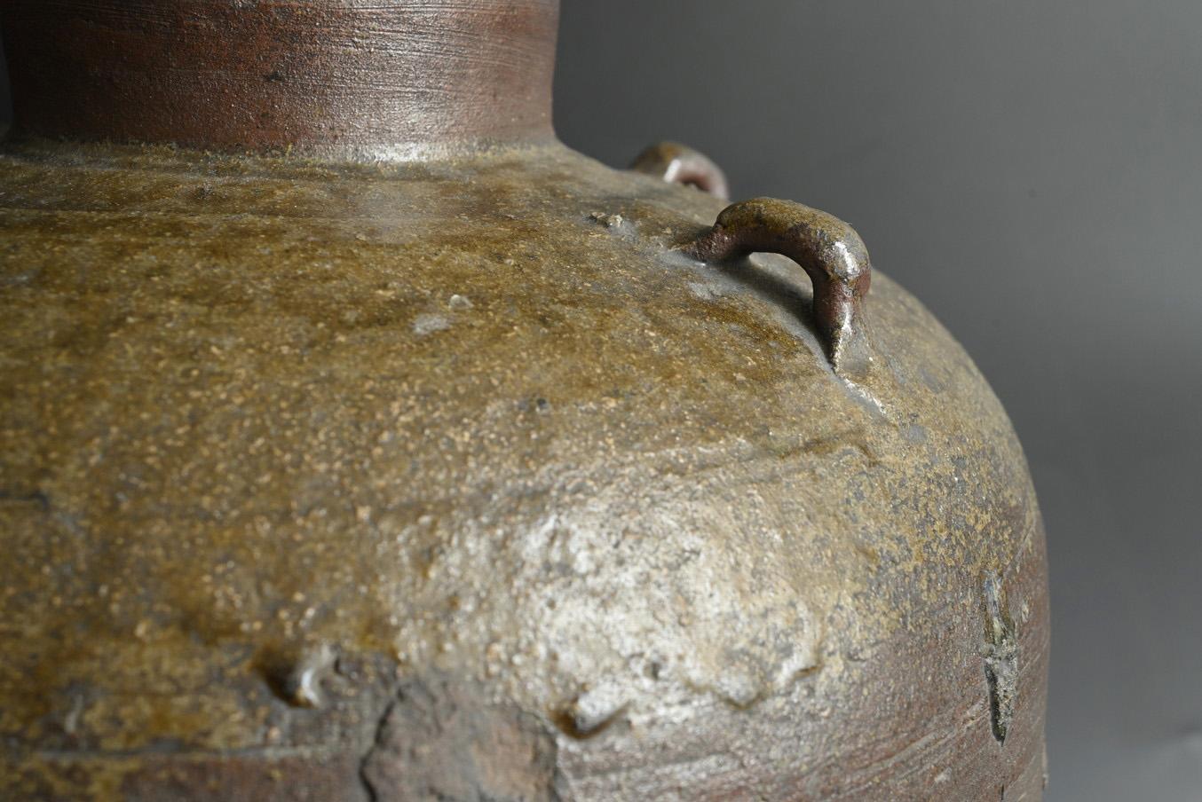 Japanische antike Vase aus Bizen-Ware / 15.-16. Jahrhundert / Wabi-sabi-Vase/Tsubo im Angebot 4