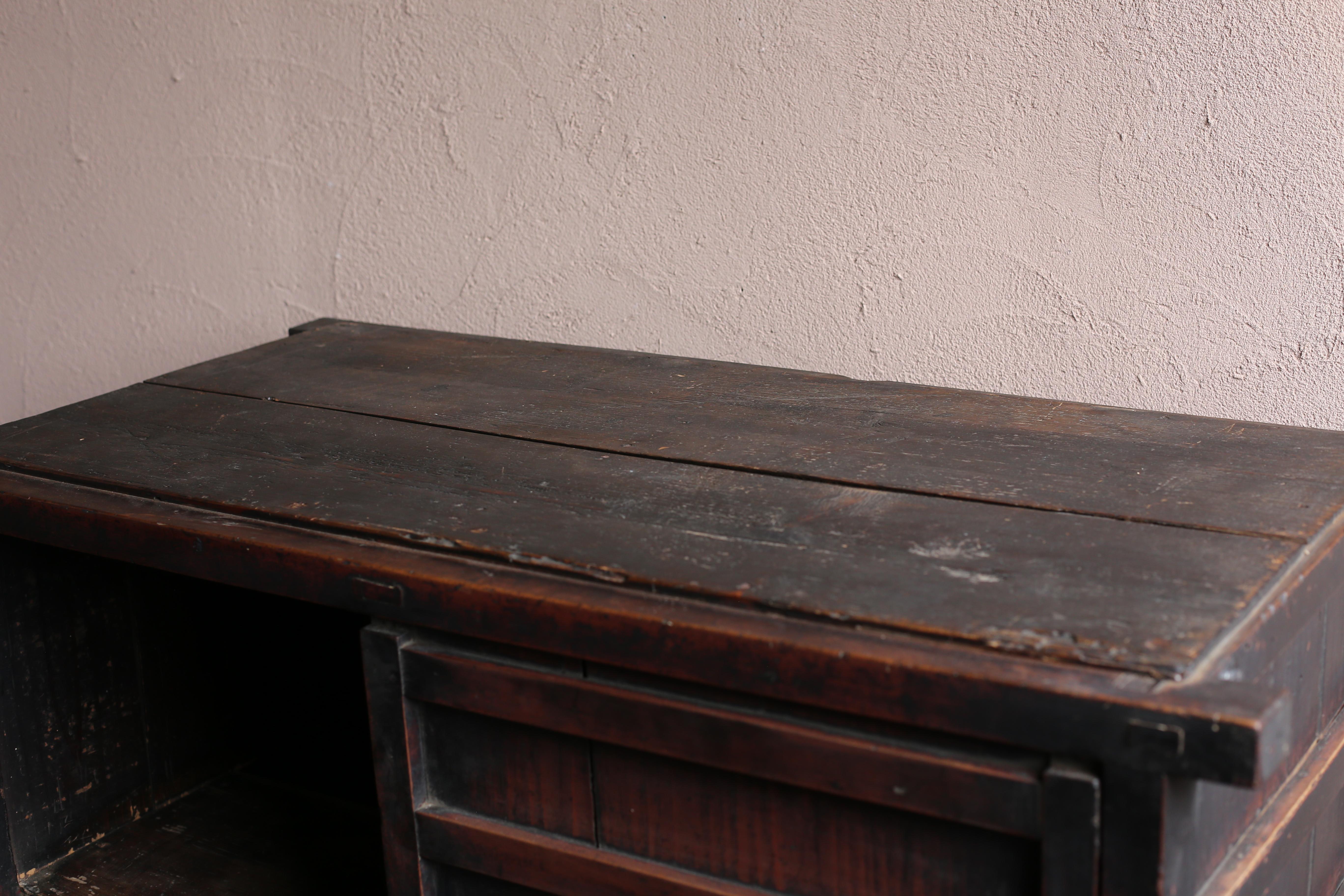 Legno BK Antiques giapponese, enorme Tansu 1800s-1860s / Armadietto Credenza Wabi Sabi in vendita