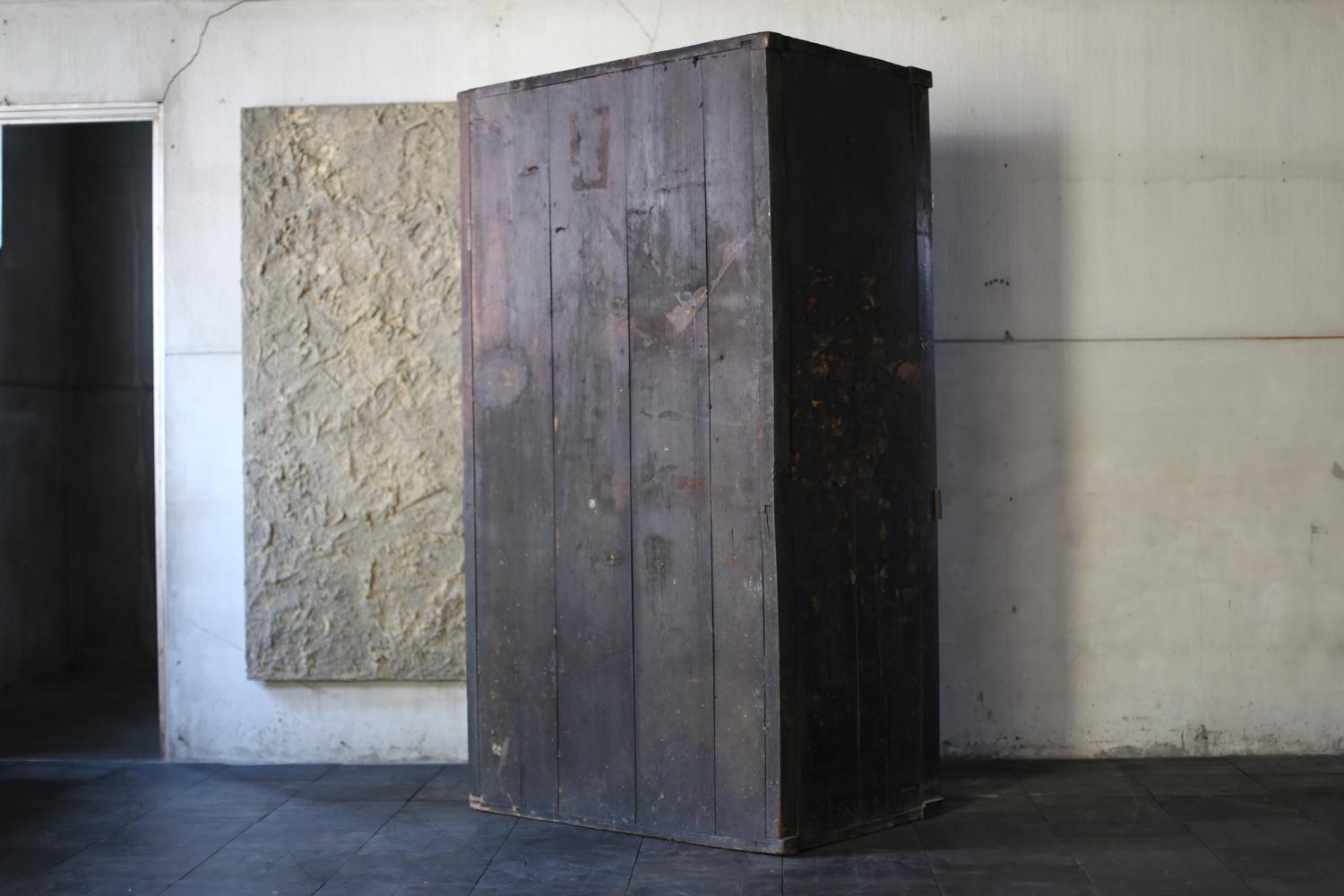Japanischer Antiker BK Großer Schrank 1860-1900er Jahre / Tansu Wabisabi im Zustand „Gut“ im Angebot in Sammu-shi, Chiba
