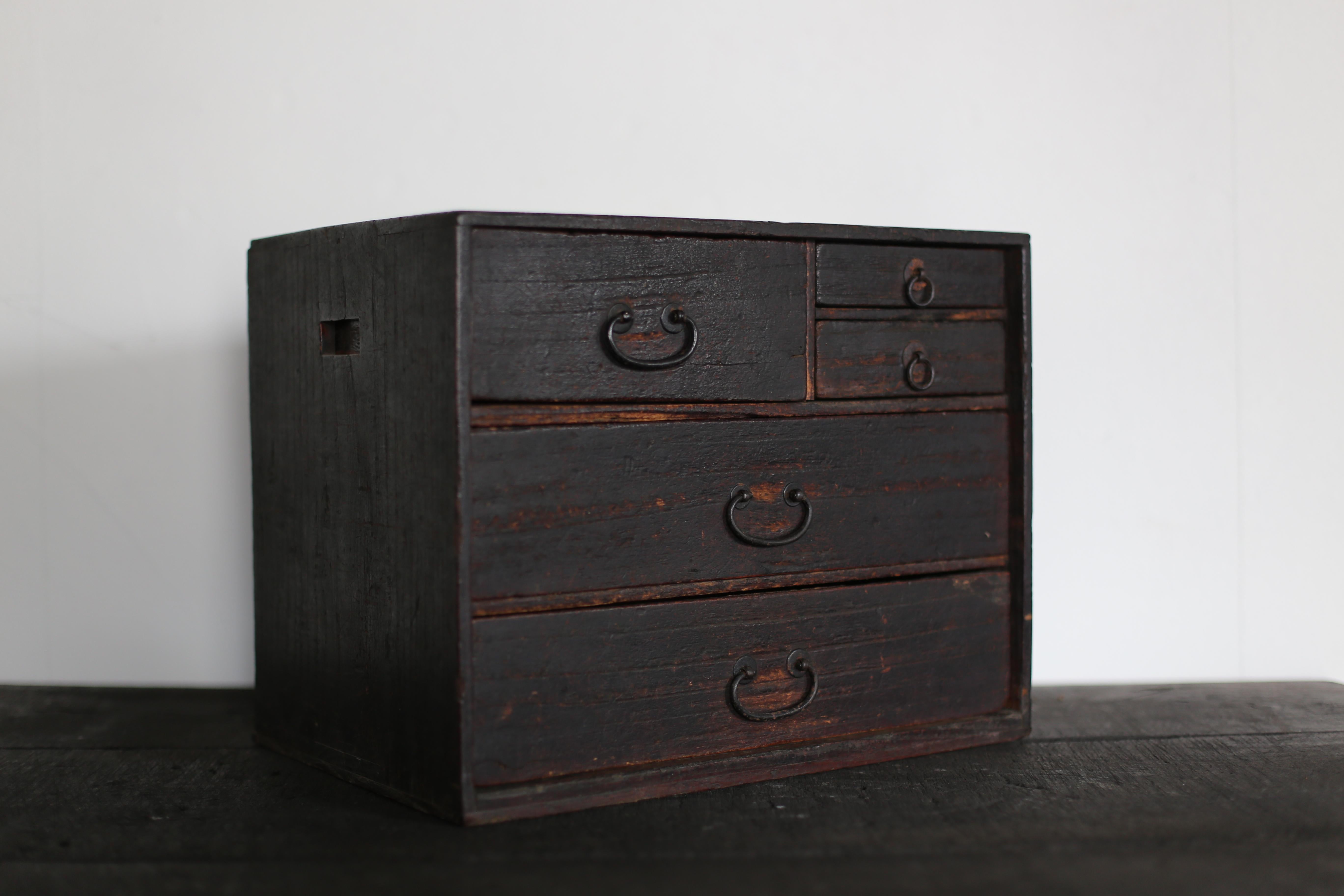 Japanese Antique BK Small Drawer 1860s-1900s / Tansu Storage Wabisabi In Good Condition In Sammu-shi, Chiba