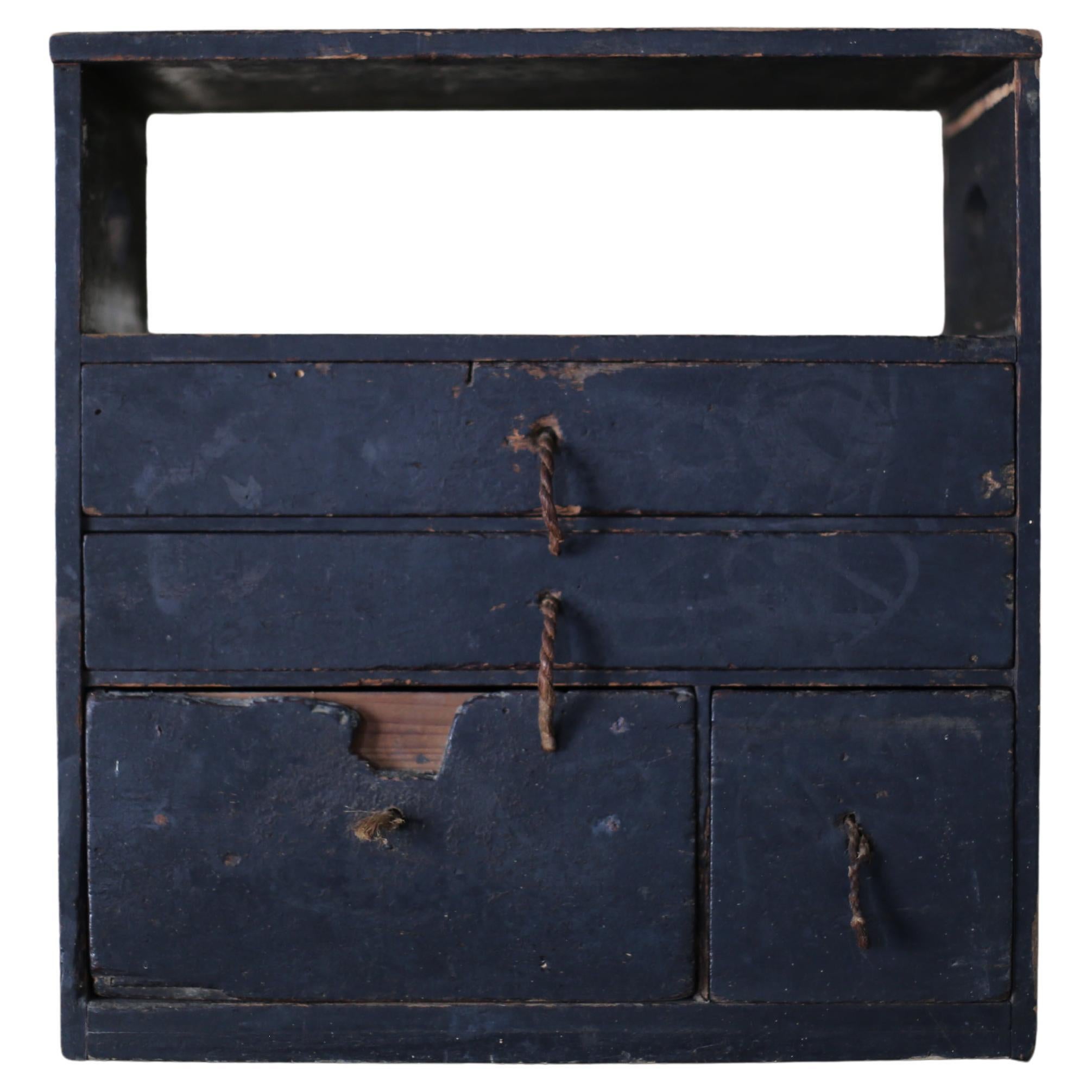 Japanese Antique BK Small Drawer primitive  / Tansu Storage Wabisabi For Sale
