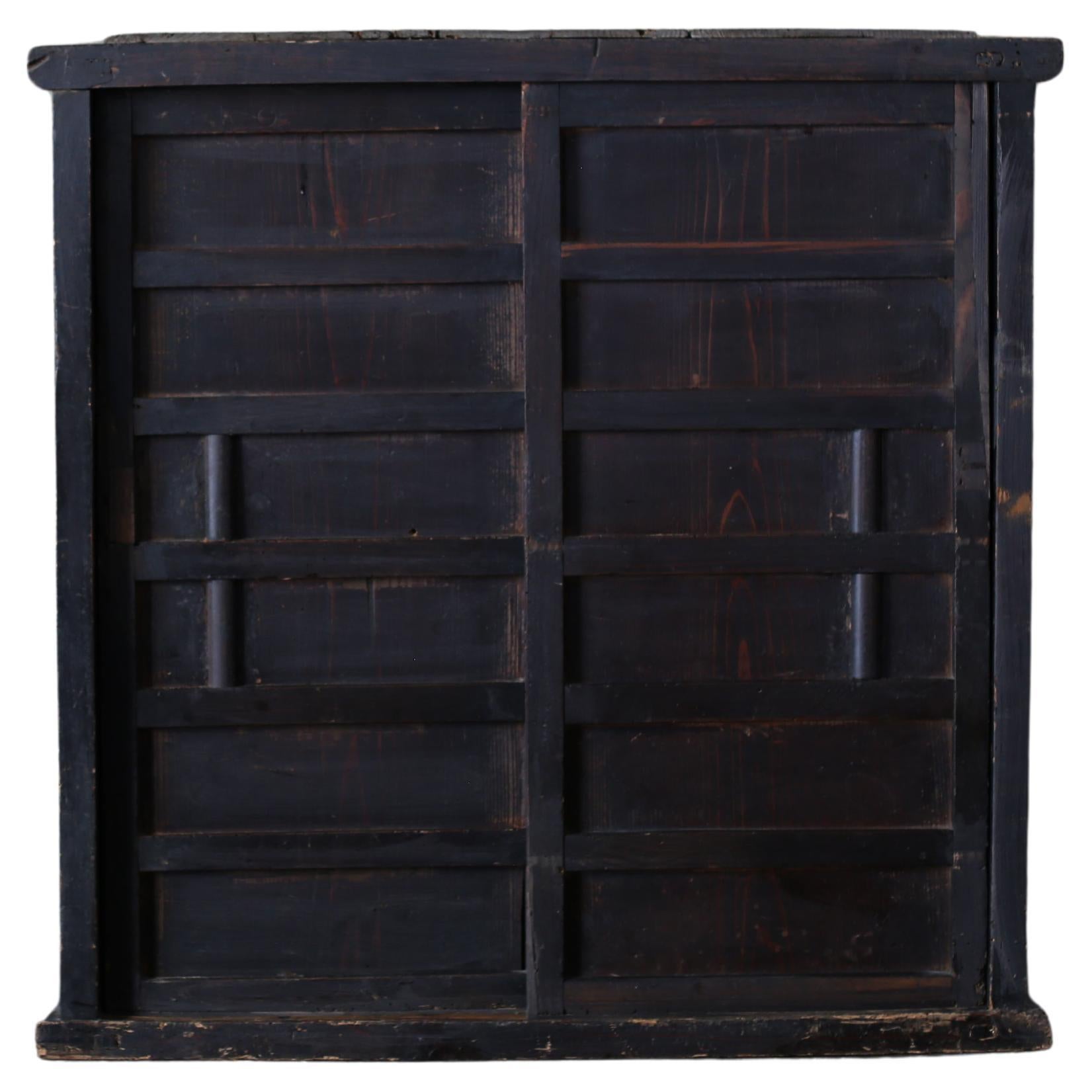BK Antiques Tansu giapponese del 1860-1900 ③ / Mobile Credenza Wabi Sabi in vendita