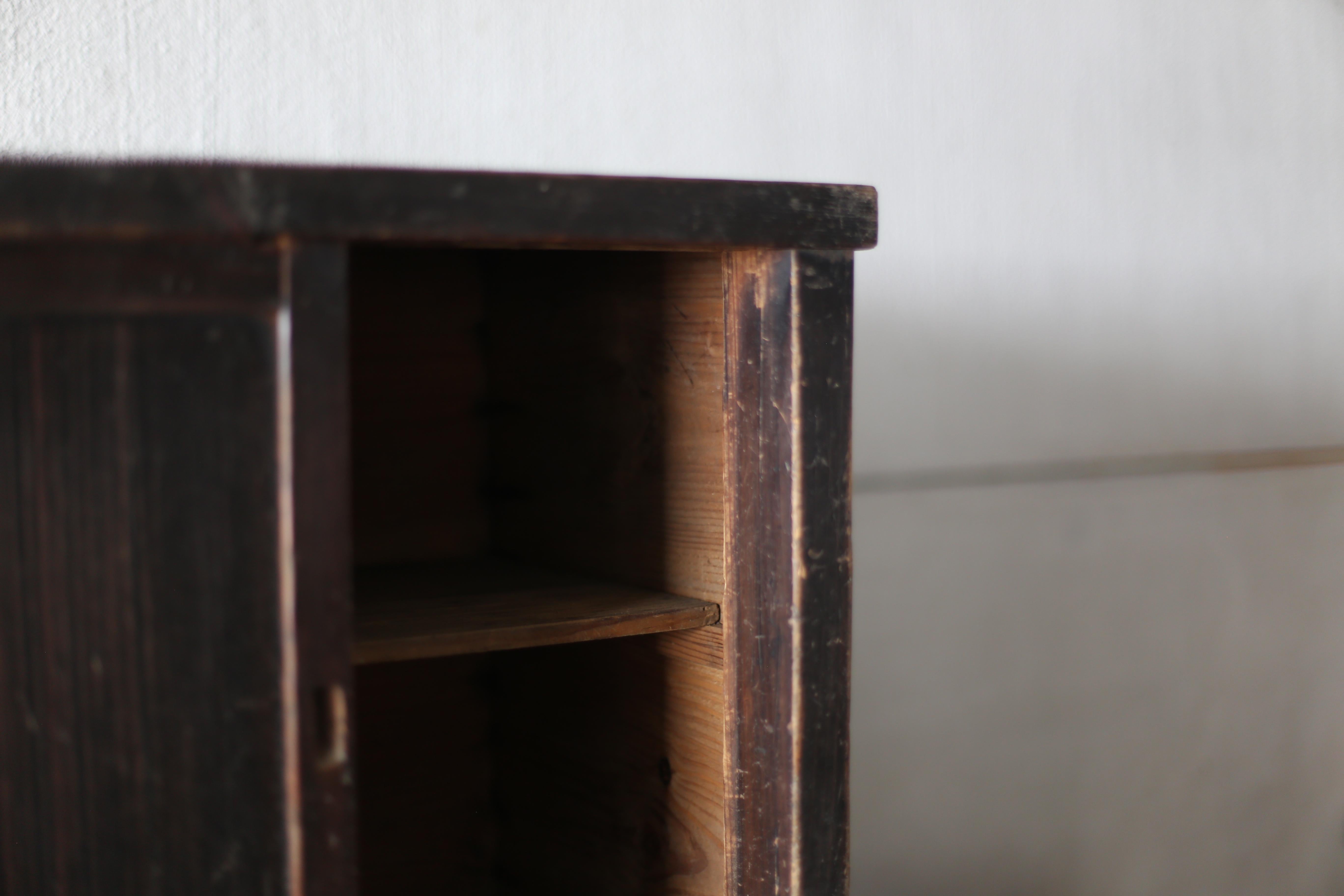 BK Antiques giapponese Tansu 1860-1900 / Credenza Cabinet Wabi Sabi In condizioni buone in vendita a Sammu-shi, Chiba