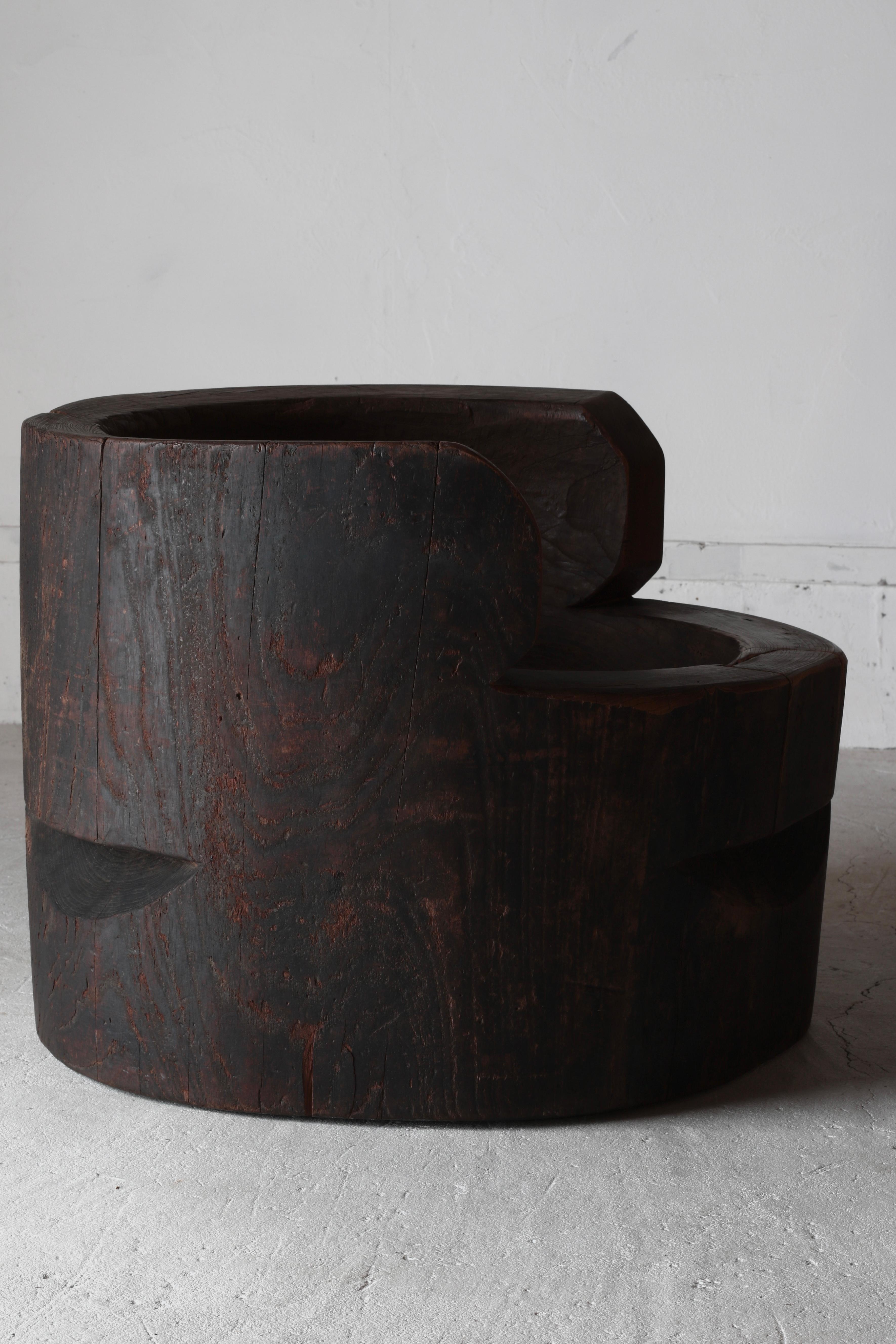 Japanese Antique Black ArmChair / Wabi-sabi Rustic For Sale 9