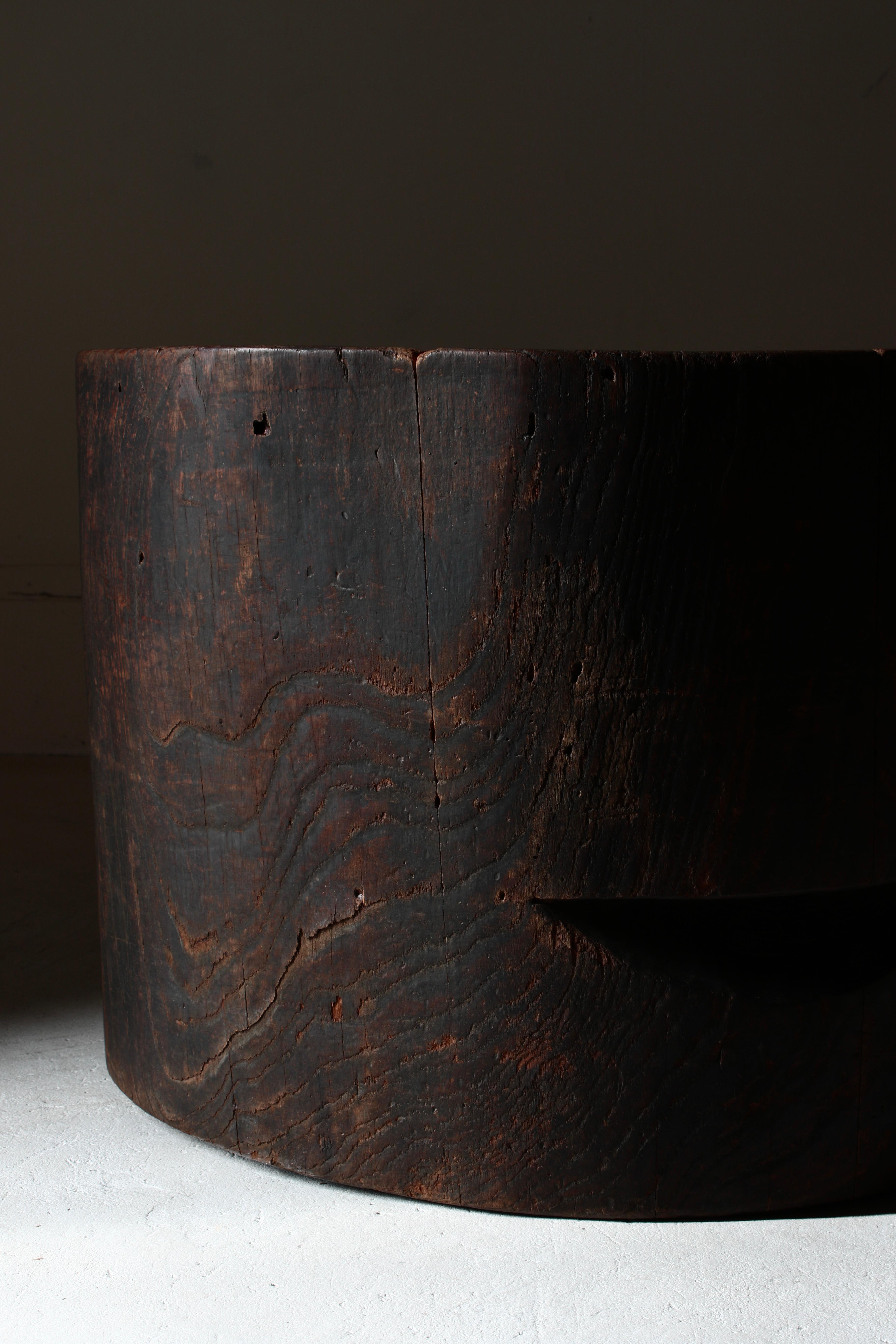 Japanese Antique Black ArmChair / Wabi-sabi Rustic For Sale 2
