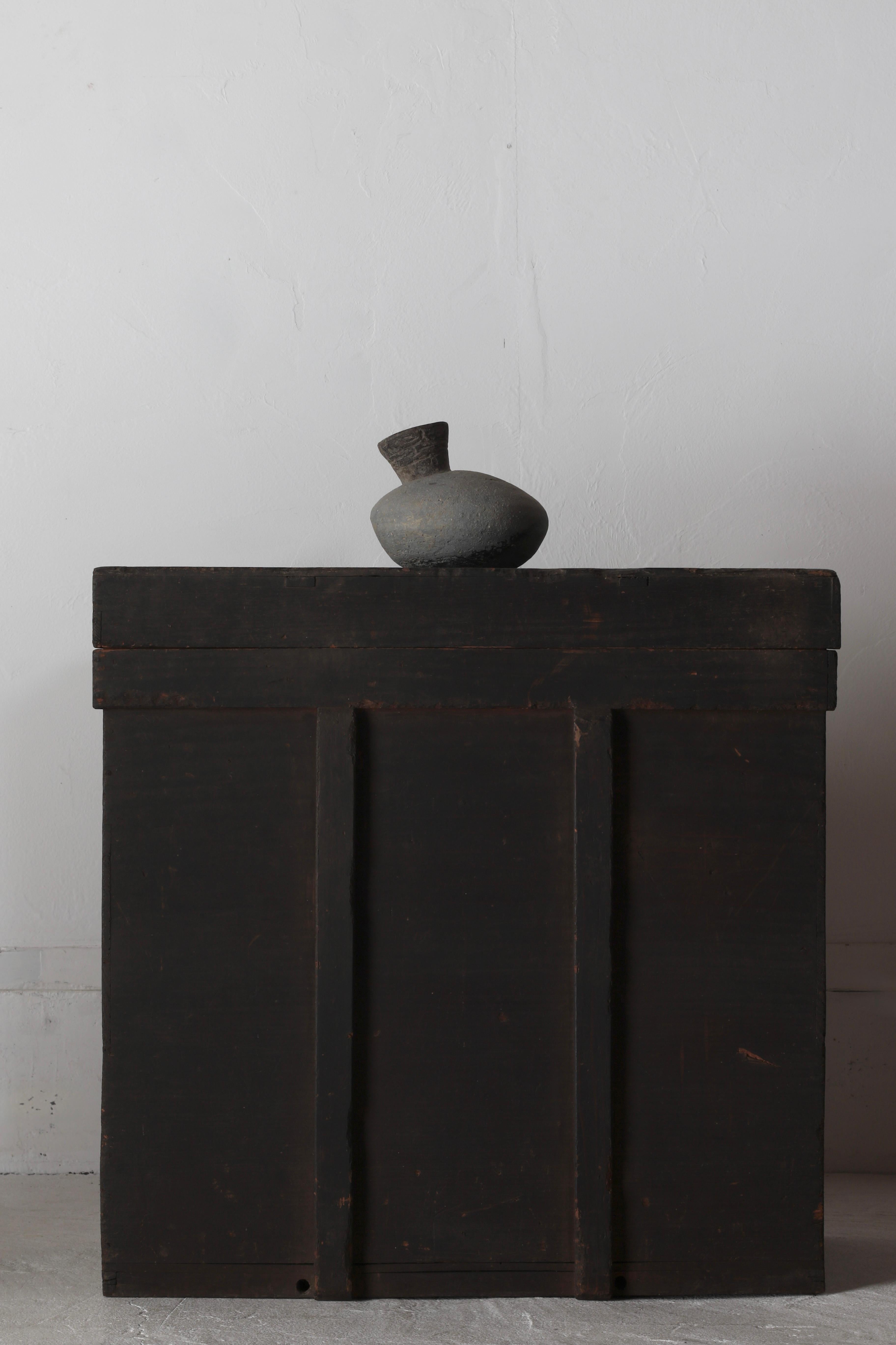 Meiji Japanese Antique Black Box / Side Table Exhibition Stand / 1868-1912s/ Wabi-sabi For Sale