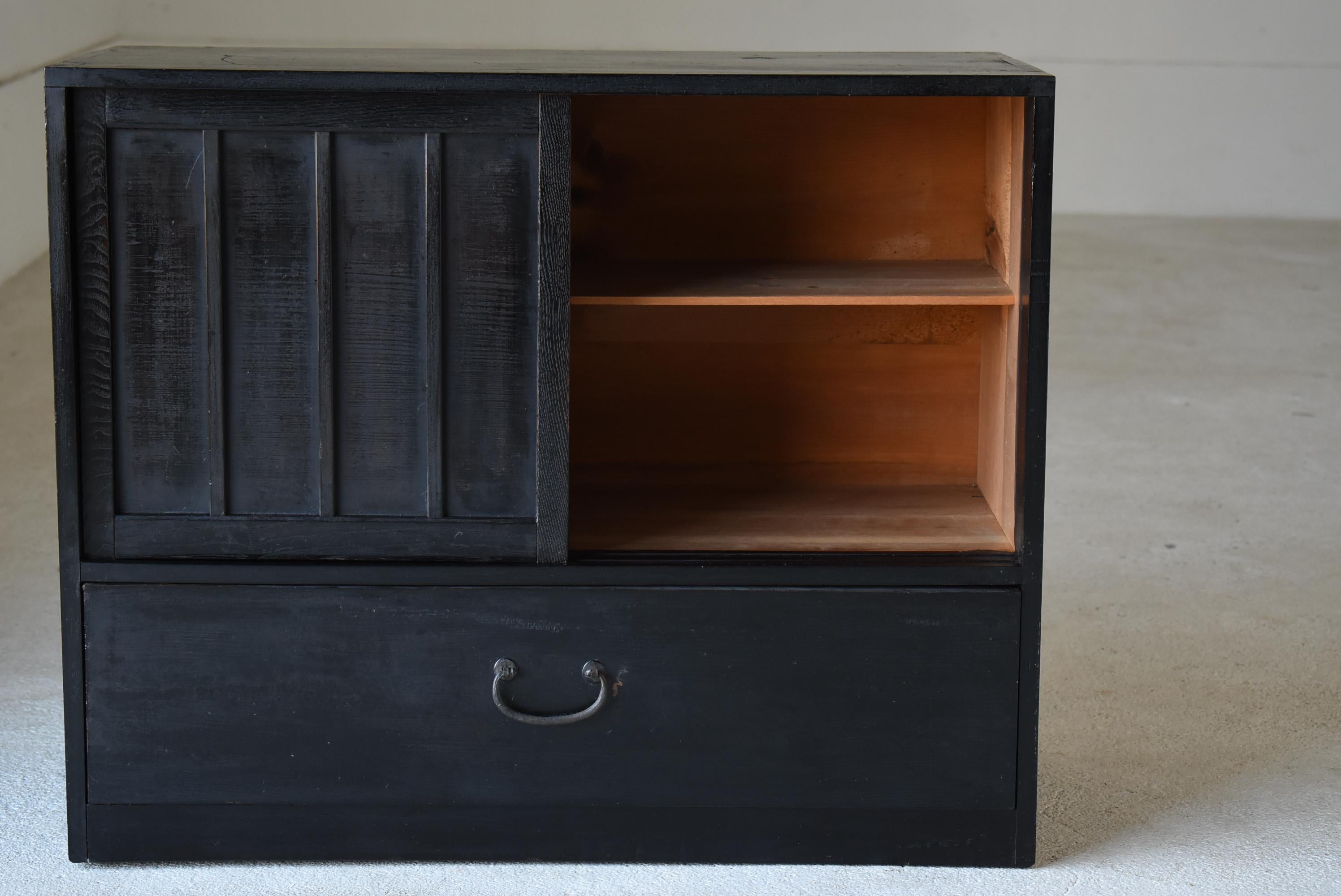 Cedar Japanese Antique Black Cabinet 1860s-1920s/Chests of Drawers Shelf Tansu
