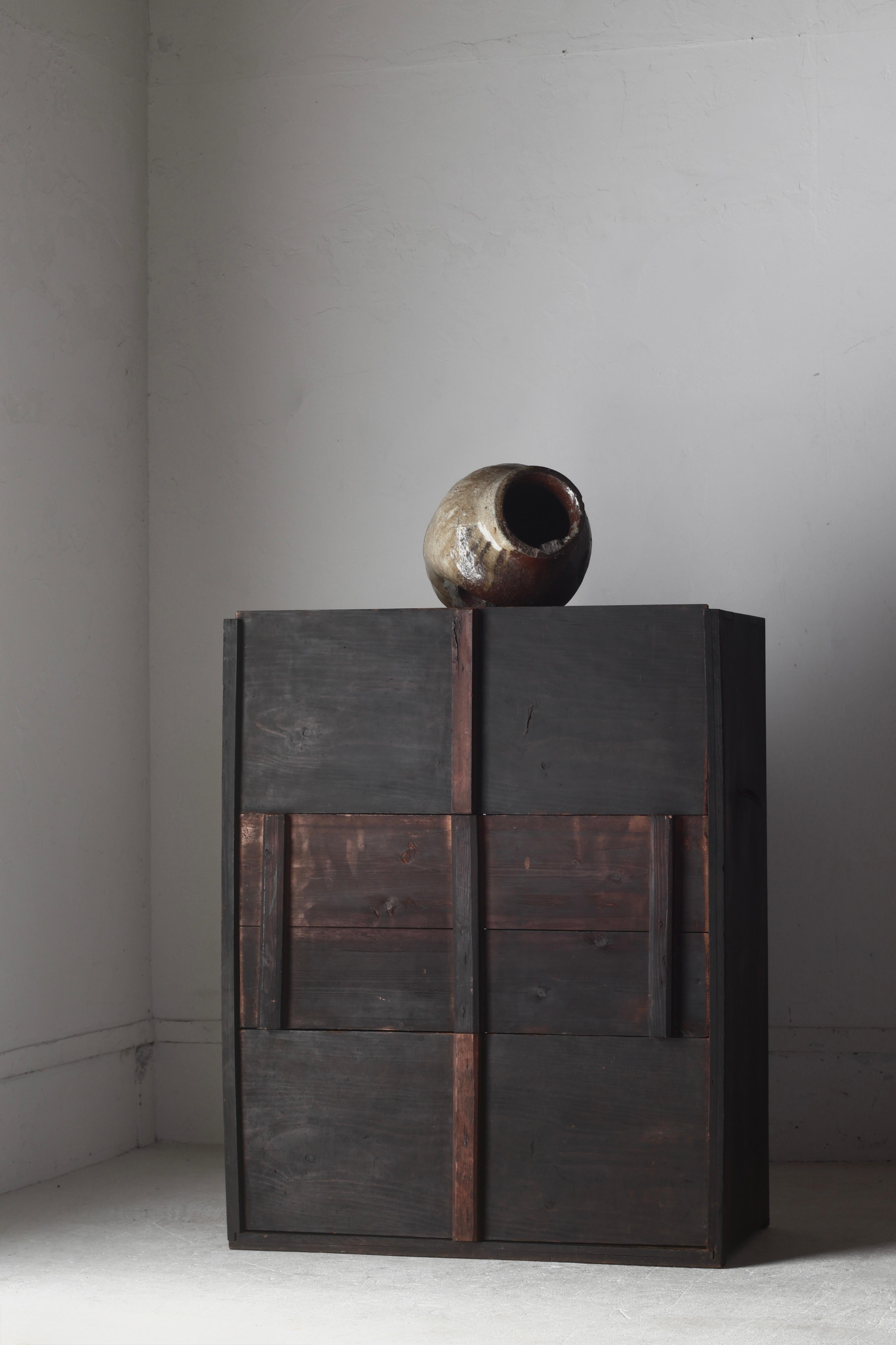 Armario Negro Antiguo Japonés / Bandaji Japonés / 1800-1860s / Wabi-Sabi en venta 1