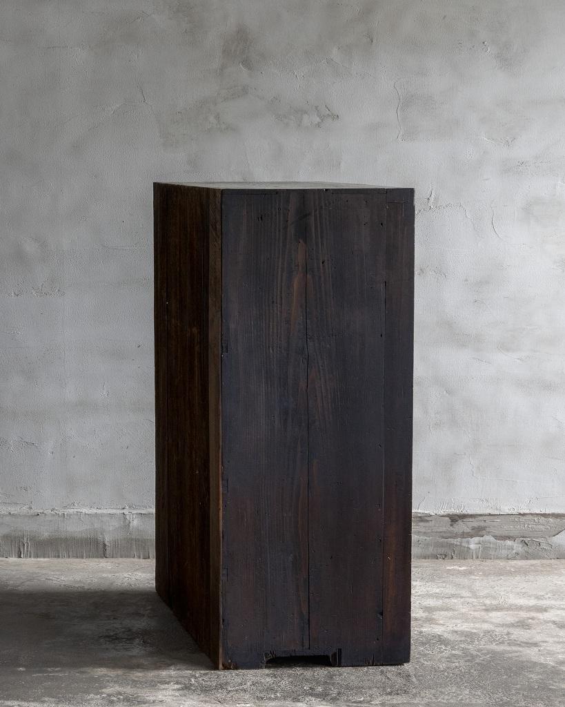 Armadietti neri antichi giapponesi, epoca Taisho '1912-1926', Wabi Sabi in vendita 5