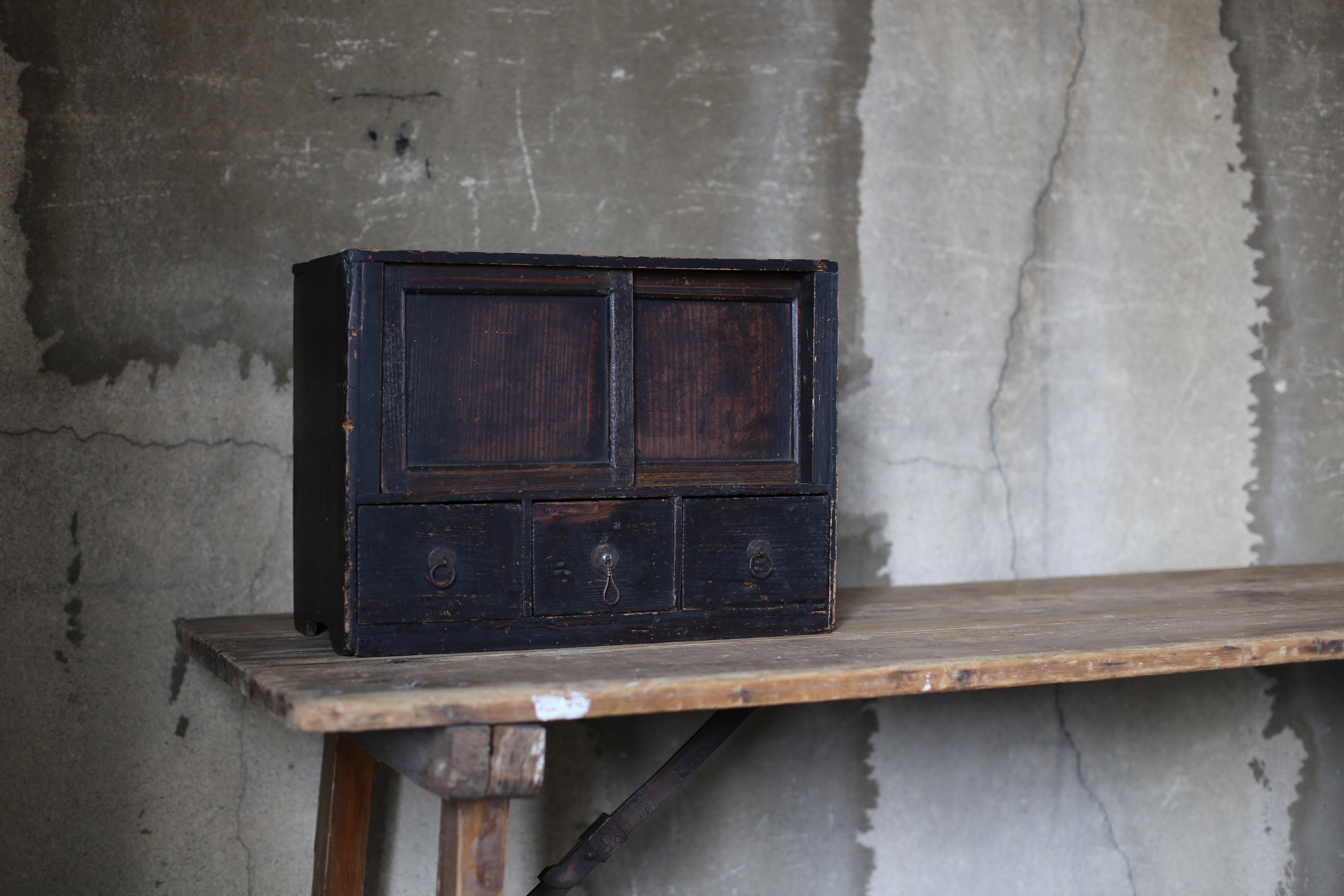 Japanese Antique Black Chests of Drawers, 1800s-1860s / with Sliding Door For Sale 4