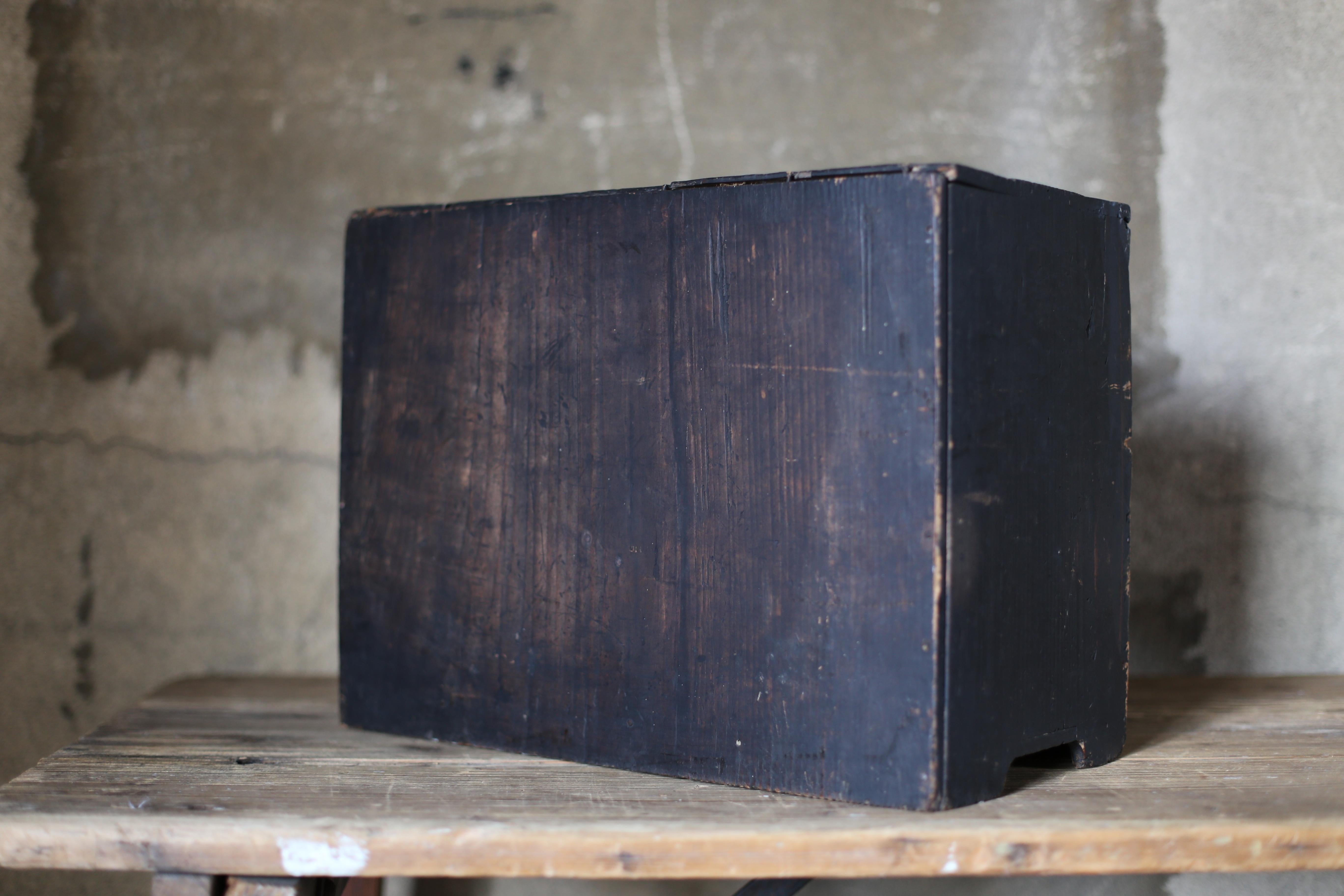 Japanese Antique Black Chests of Drawers, 1800s-1860s / with Sliding Door For Sale 6