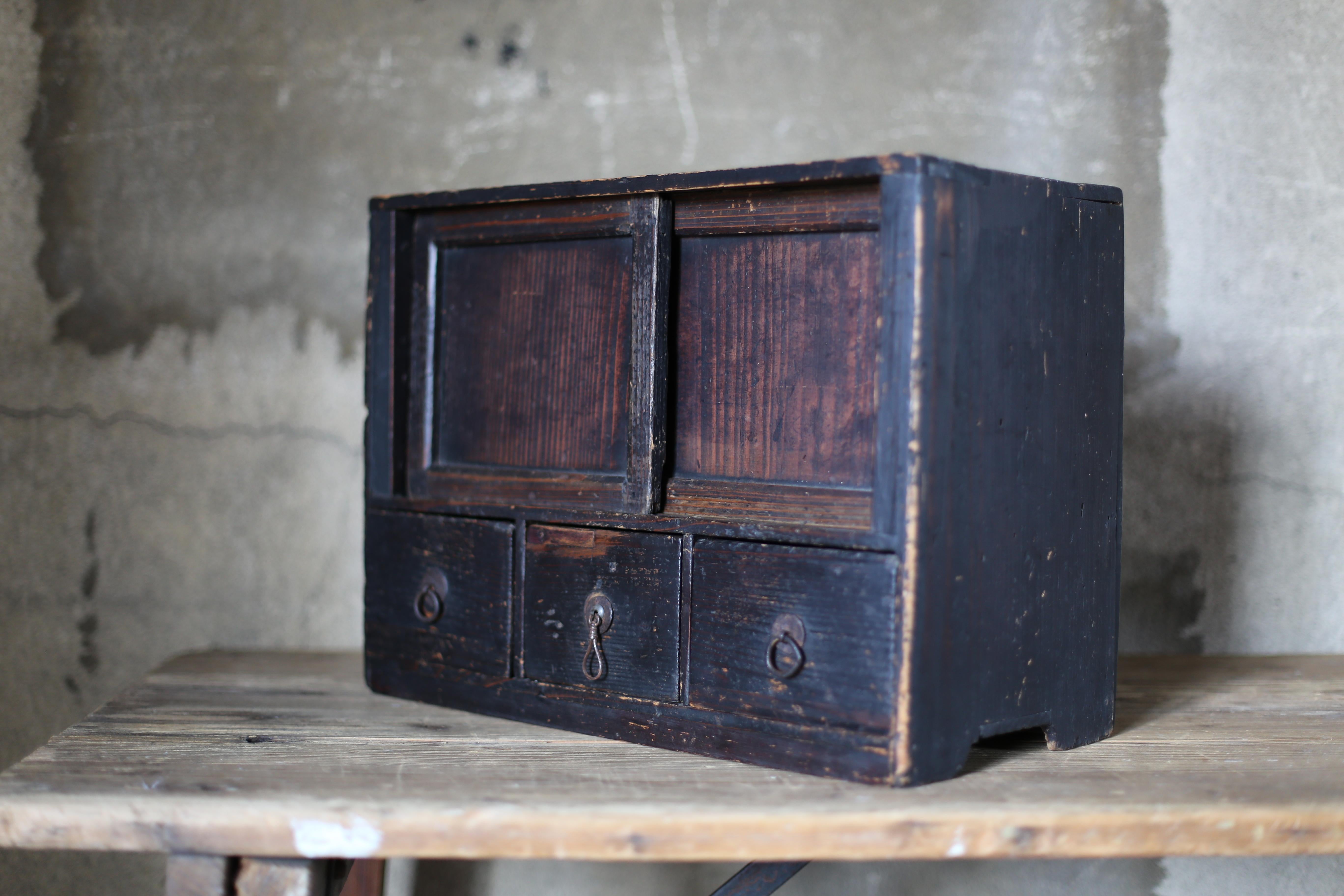 Japanese Antique Black Chests of Drawers, 1800s-1860s / with Sliding Door For Sale 3