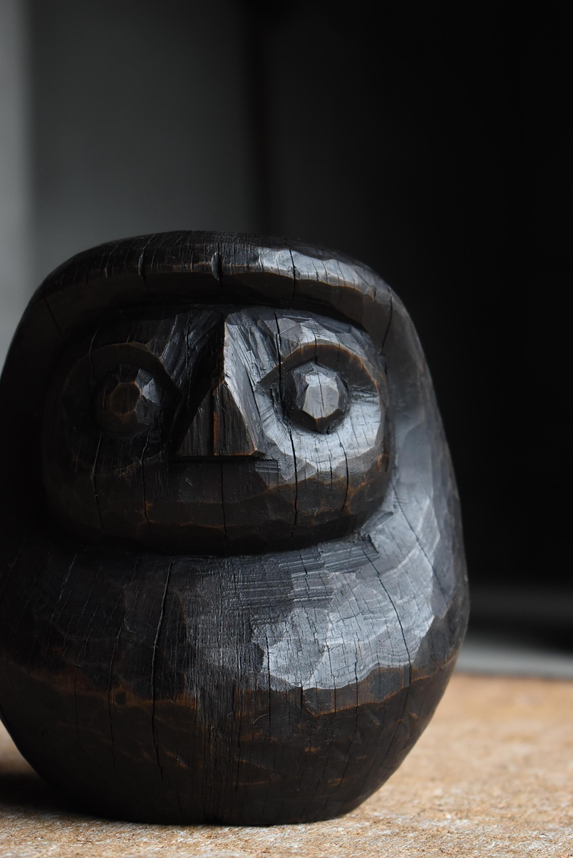 Japonais Daruma japonais ancien 1900s-1940s / Sculpture Wabi Sabi