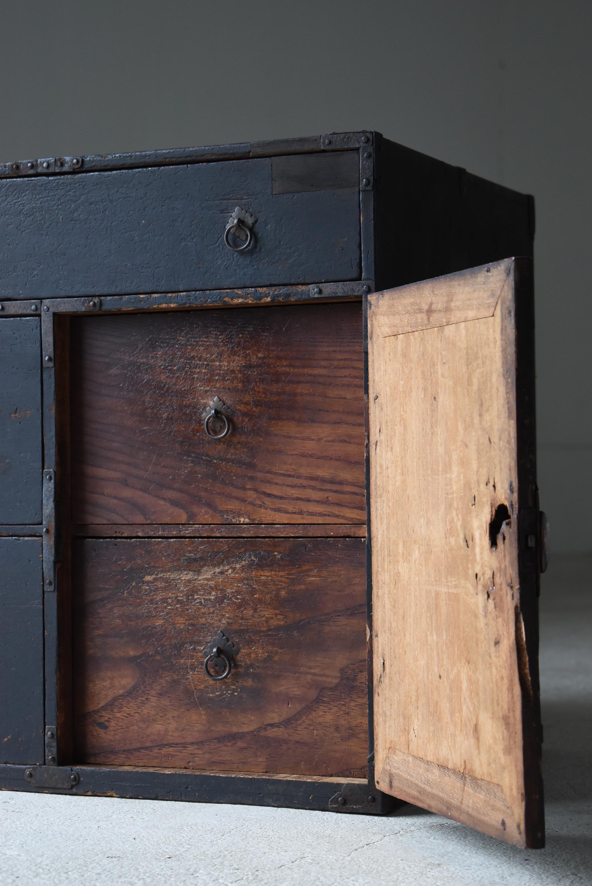 Japanese Antique Black Drawer 1860s1900s / Chests of Drawers Tansu