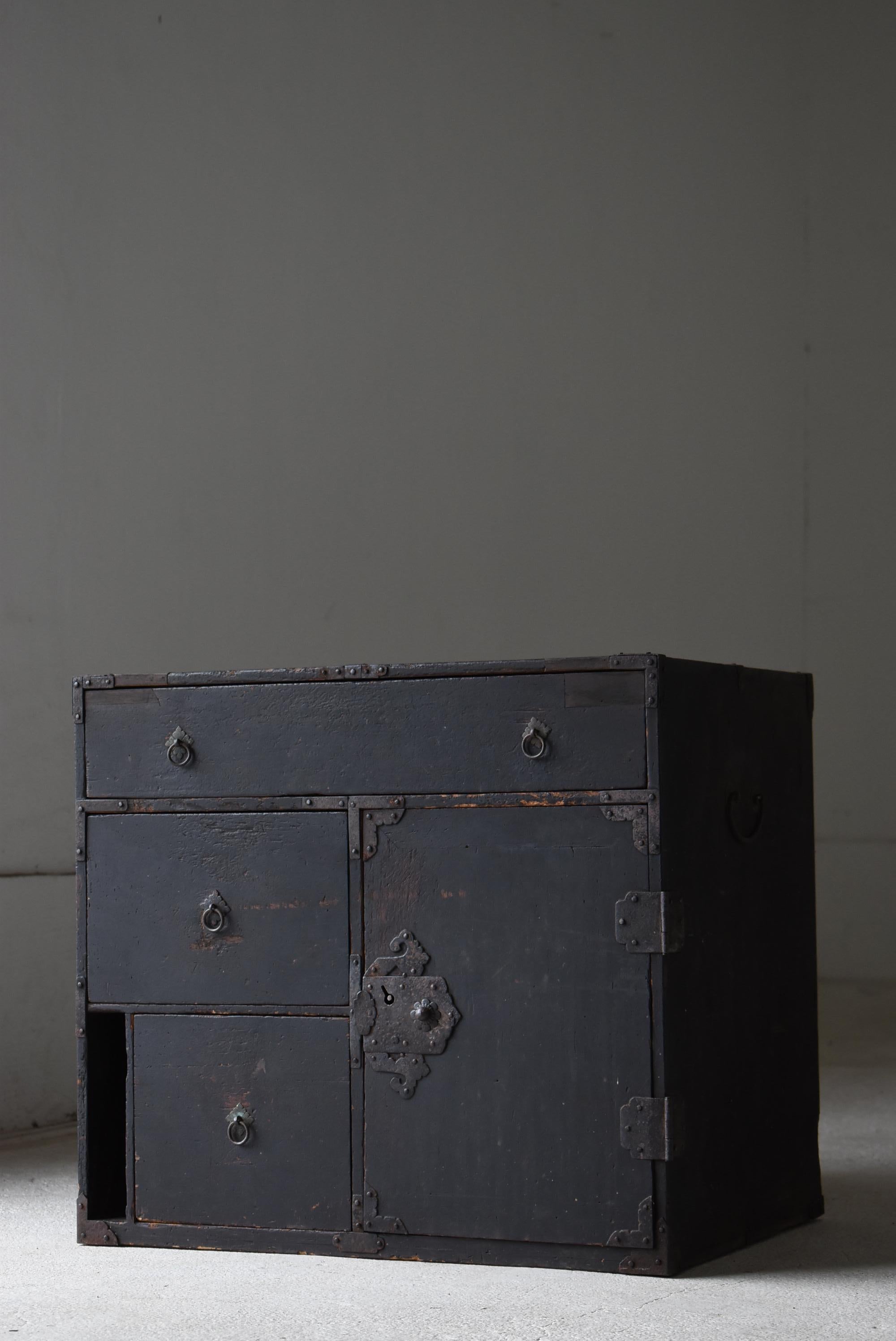 Japanese Antique Black Drawer 1860s1900s / Chests of Drawers Tansu