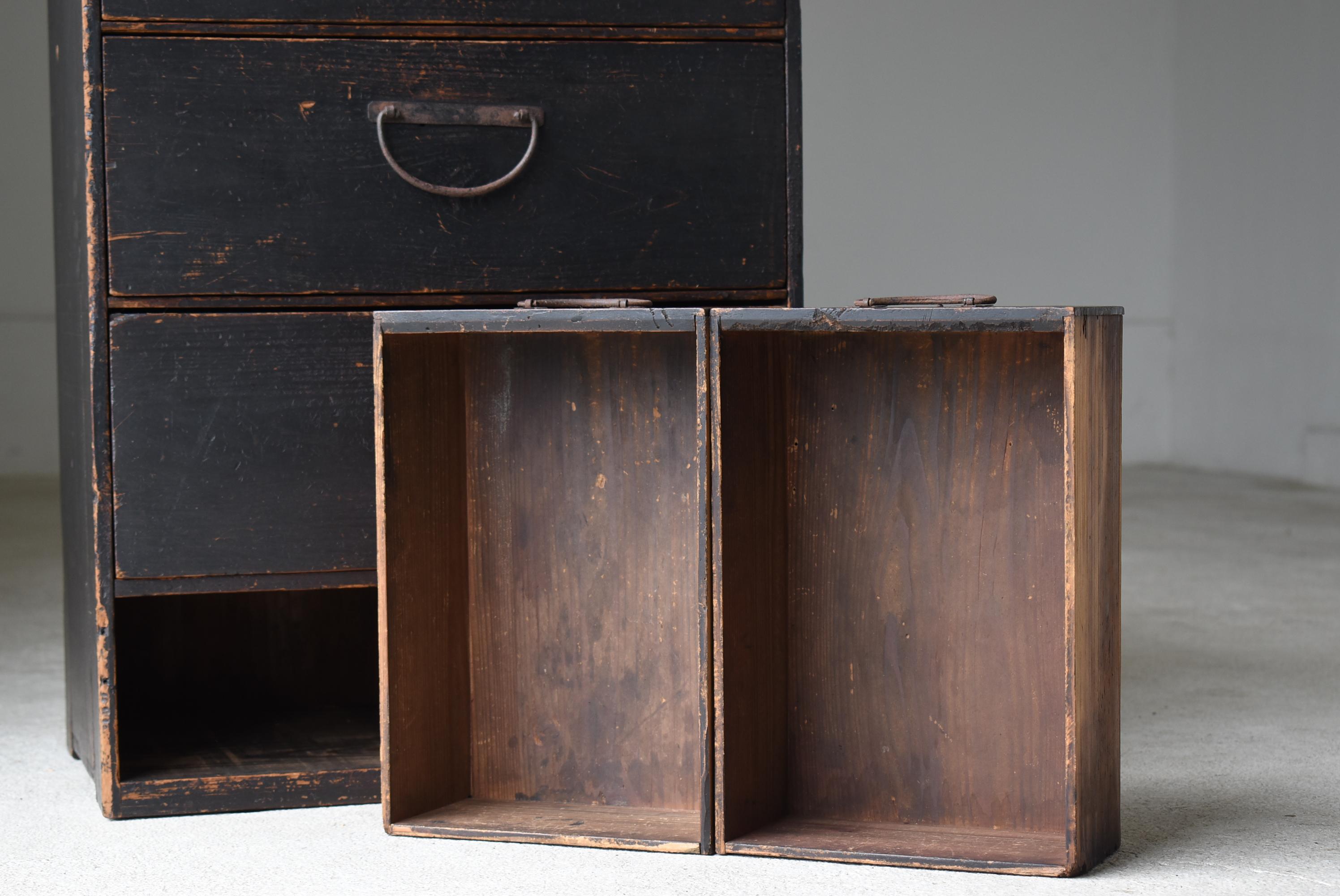 Antike japanische schwarze japanische Schublade 1860er-1900er Jahre / Tansu Aufbewahrung Wabi Sabi im Angebot 4