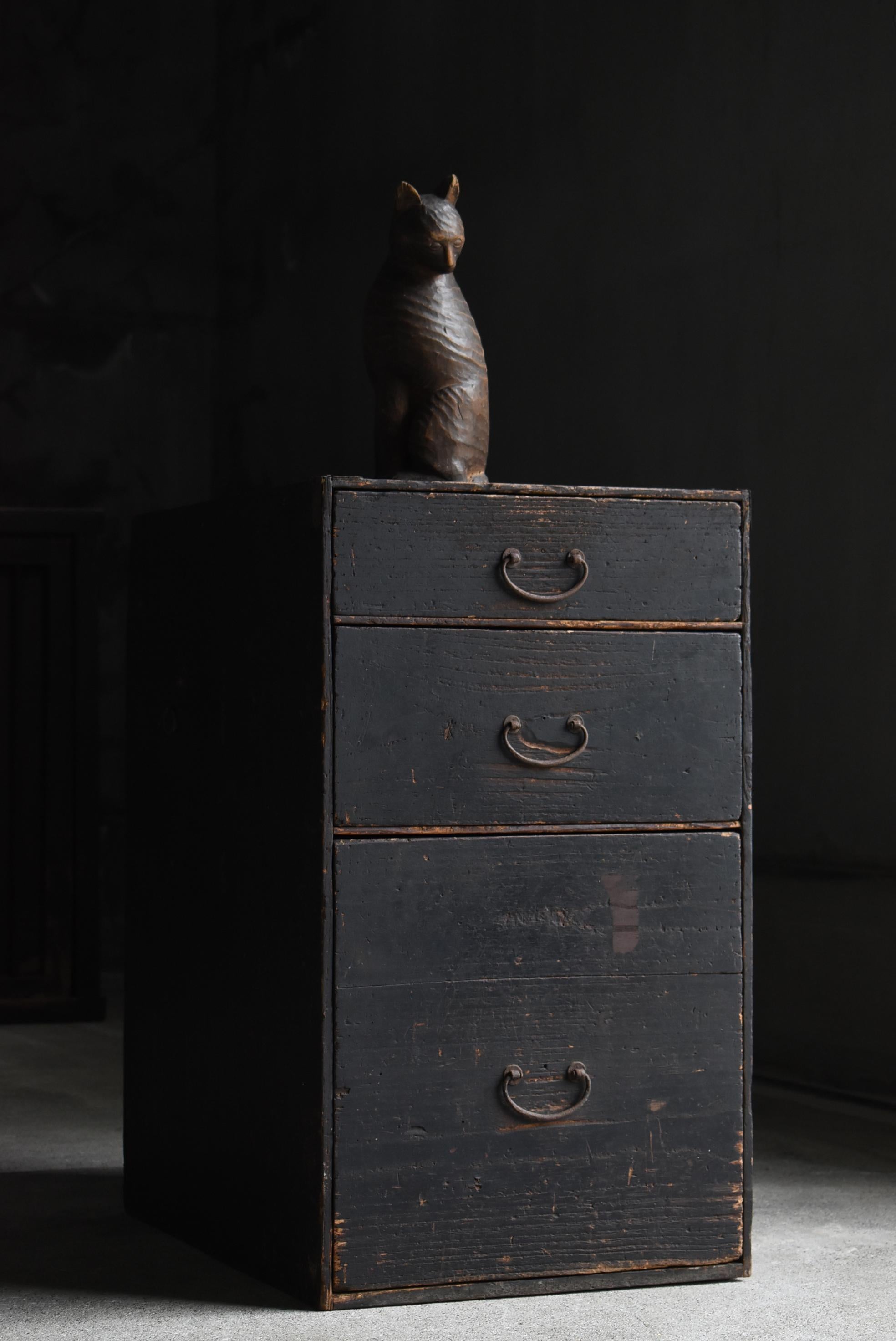 Antike japanische schwarze japanische Schublade 1860er-1900er Jahre / Tansu Aufbewahrung Wabisabi (Meiji-Periode)