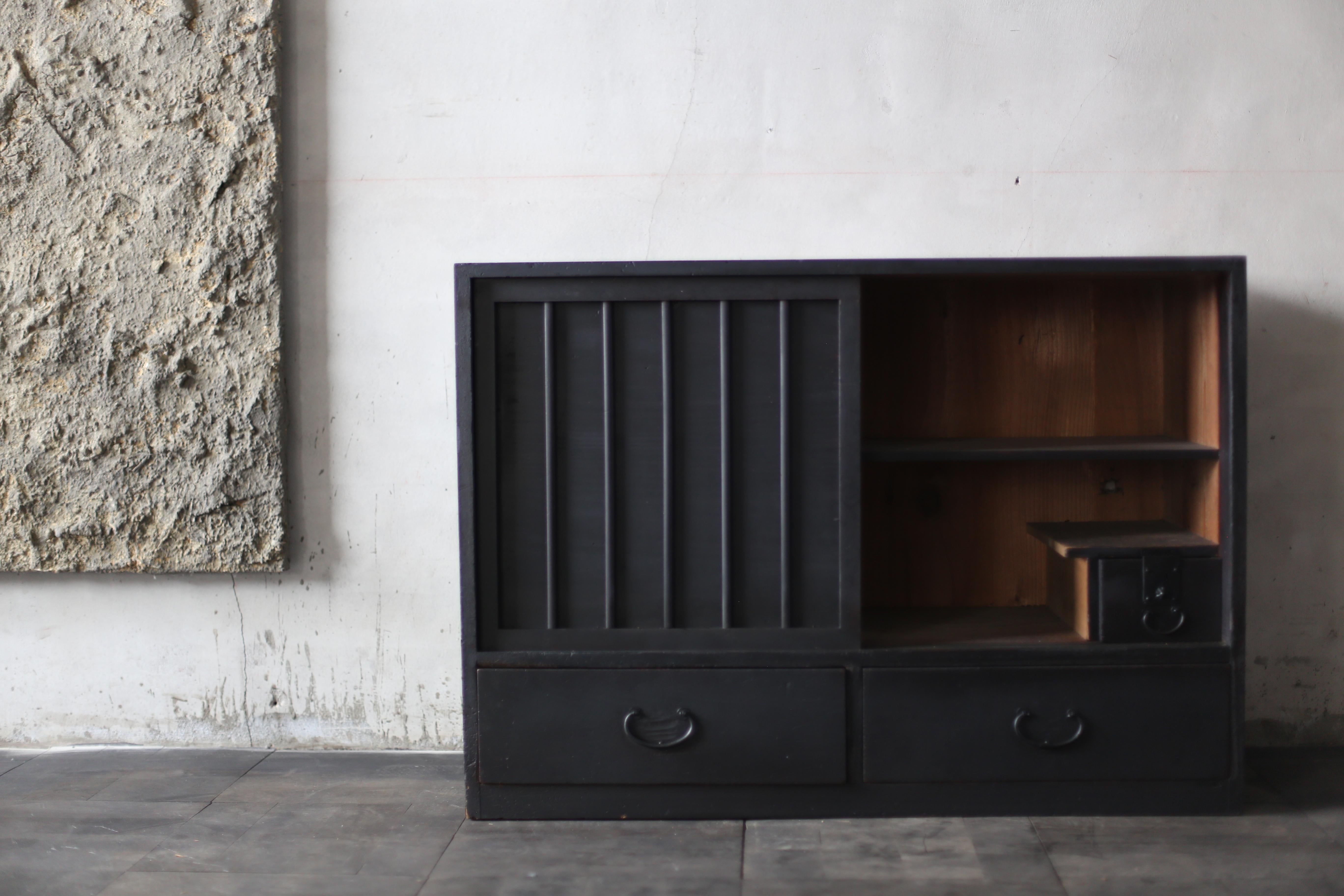 Japanese Antique Black Drawer 1860s-1900s / Tansu Storage Wabisabi In Good Condition In Sammu-shi, Chiba