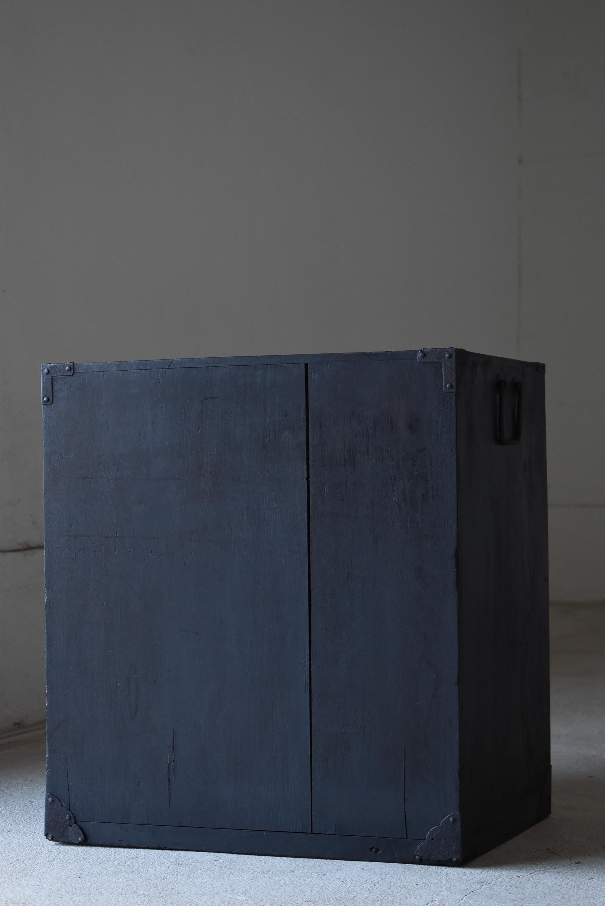 Japanese Antique Black Drawer 1900s-1940s / Tansu Wabi Sabi 7
