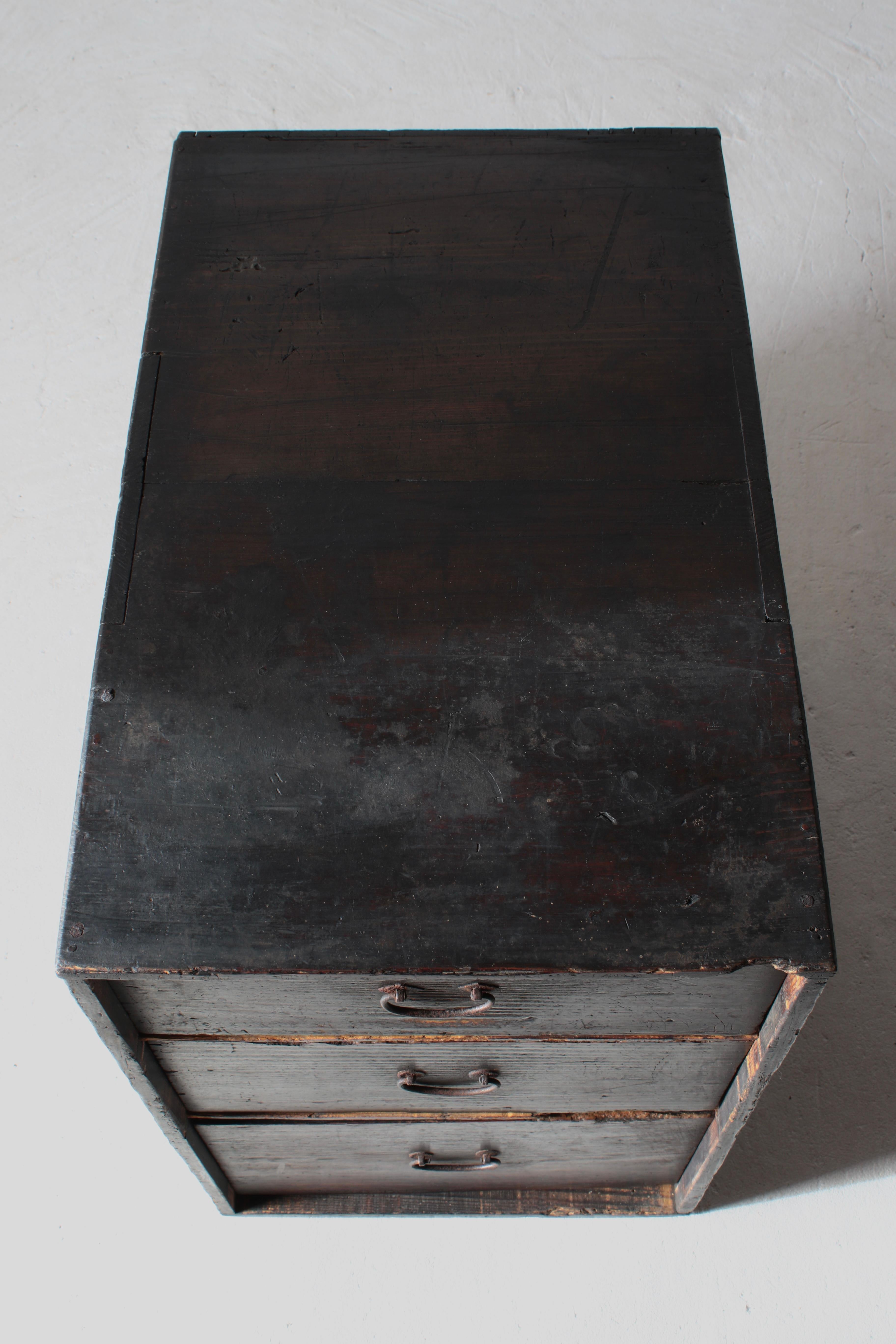Japanese Antique Black Drawer / Cabinet Tansu / 1868-1912s / Wabi-Sabi Mingei 5