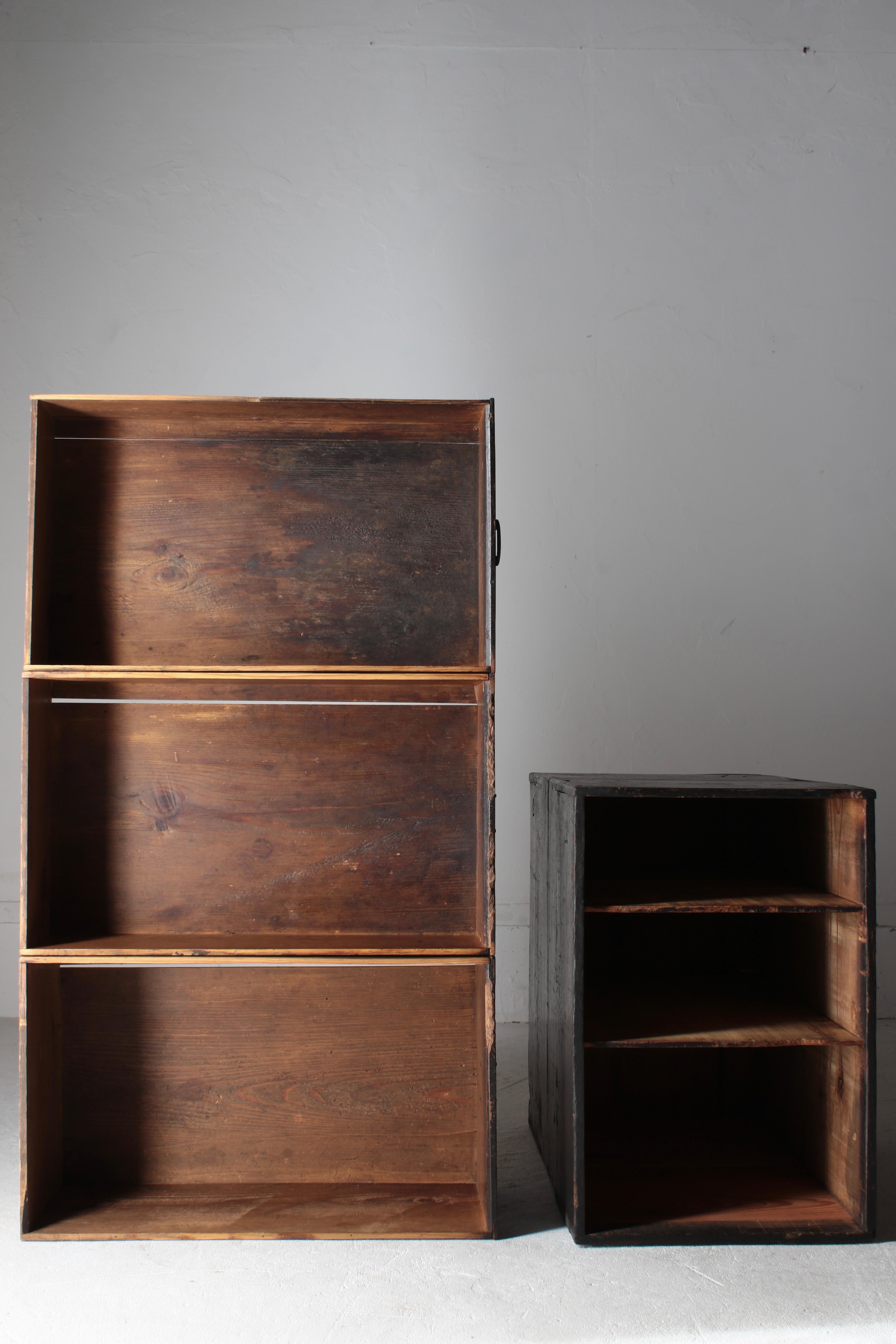 Japanese Antique Black Drawer / Cabinet Tansu / 1868-1912s / Wabi-Sabi Mingei 7