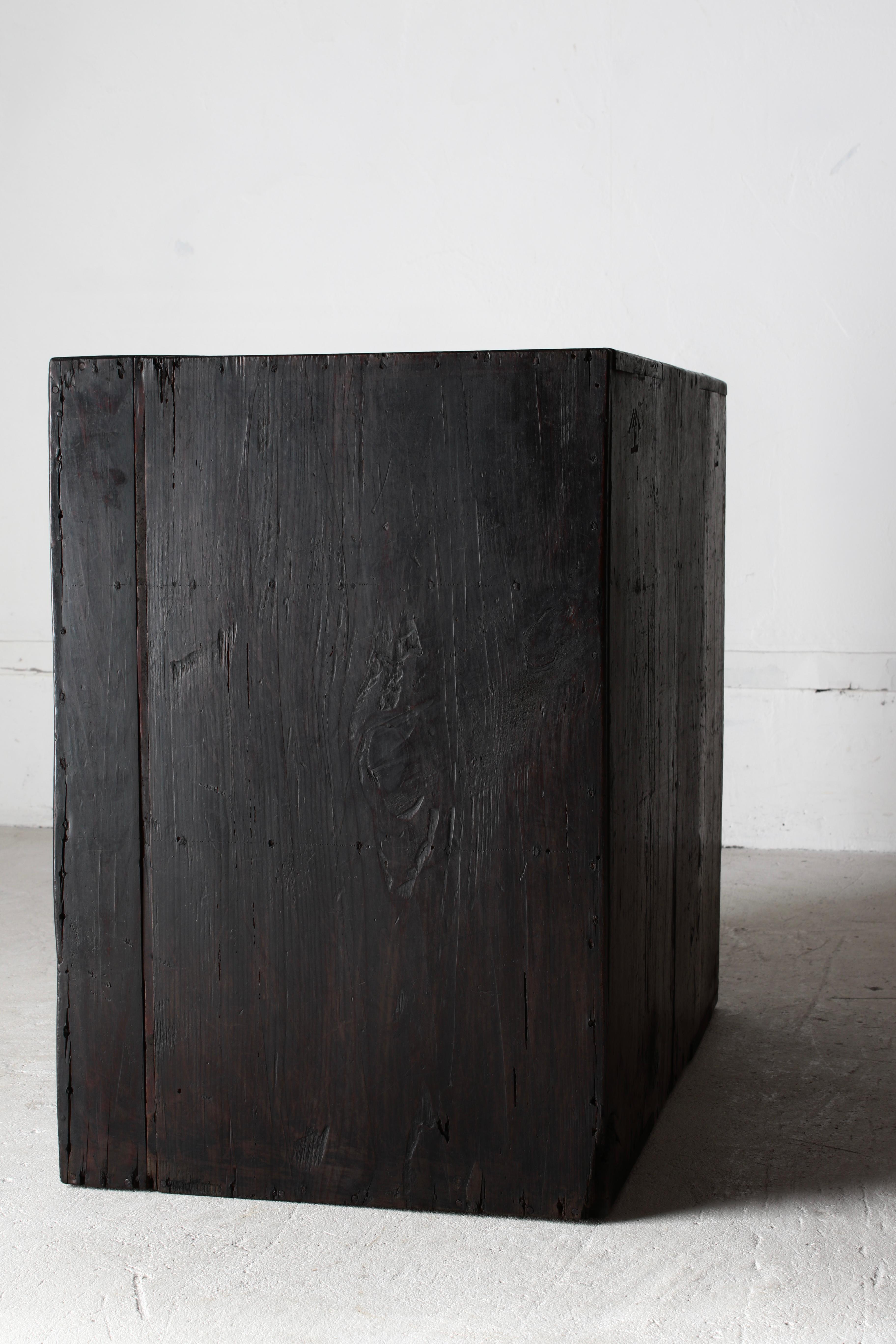 Japanese Antique Black Drawer / Cabinet Tansu / 1868-1912s / Wabi-Sabi Mingei 1