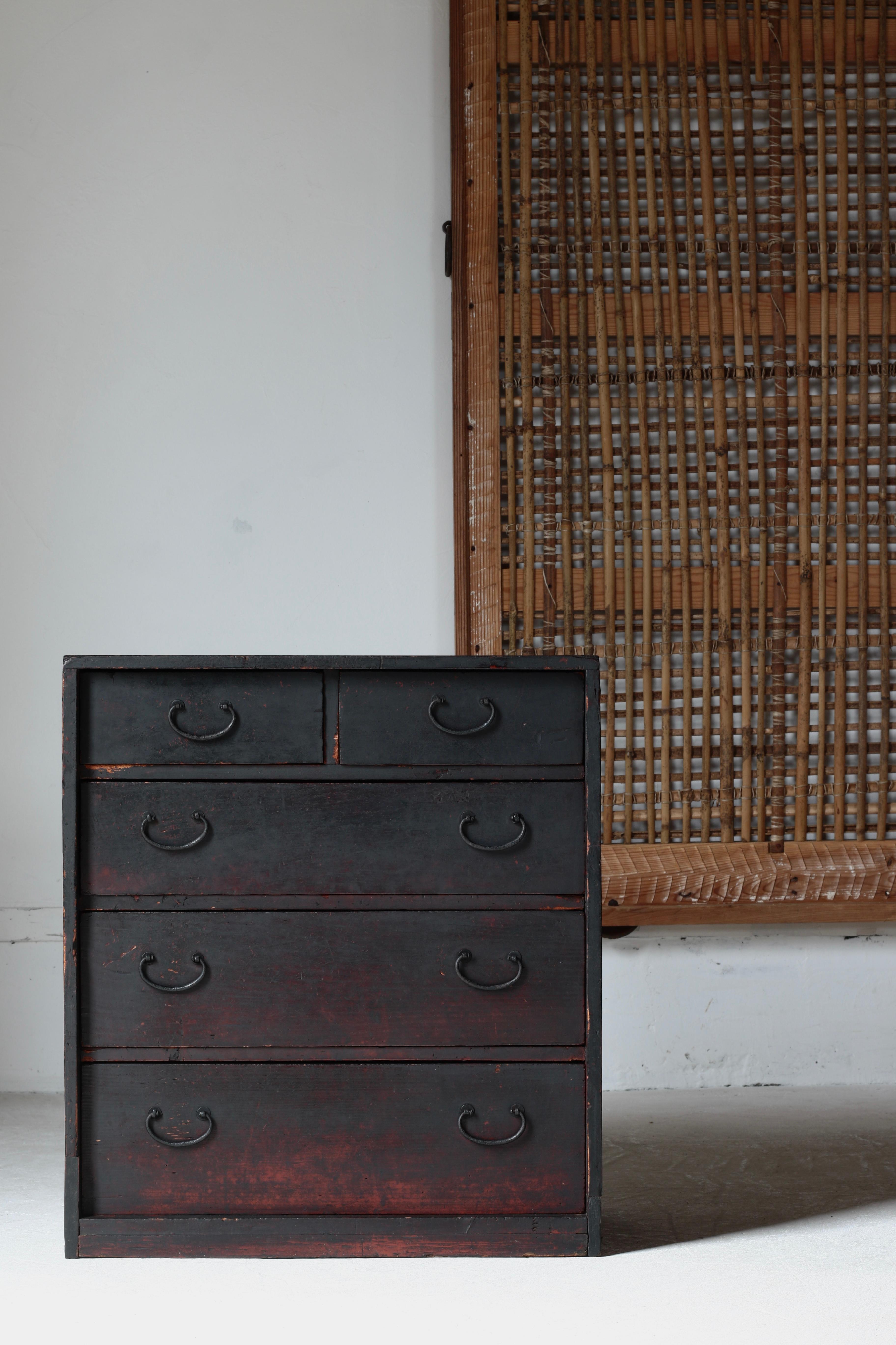 Cajón Negro Antiguo Japonés / Almacenamiento Tansu / 1868s / Wabi-Sabi Mingei en venta 12