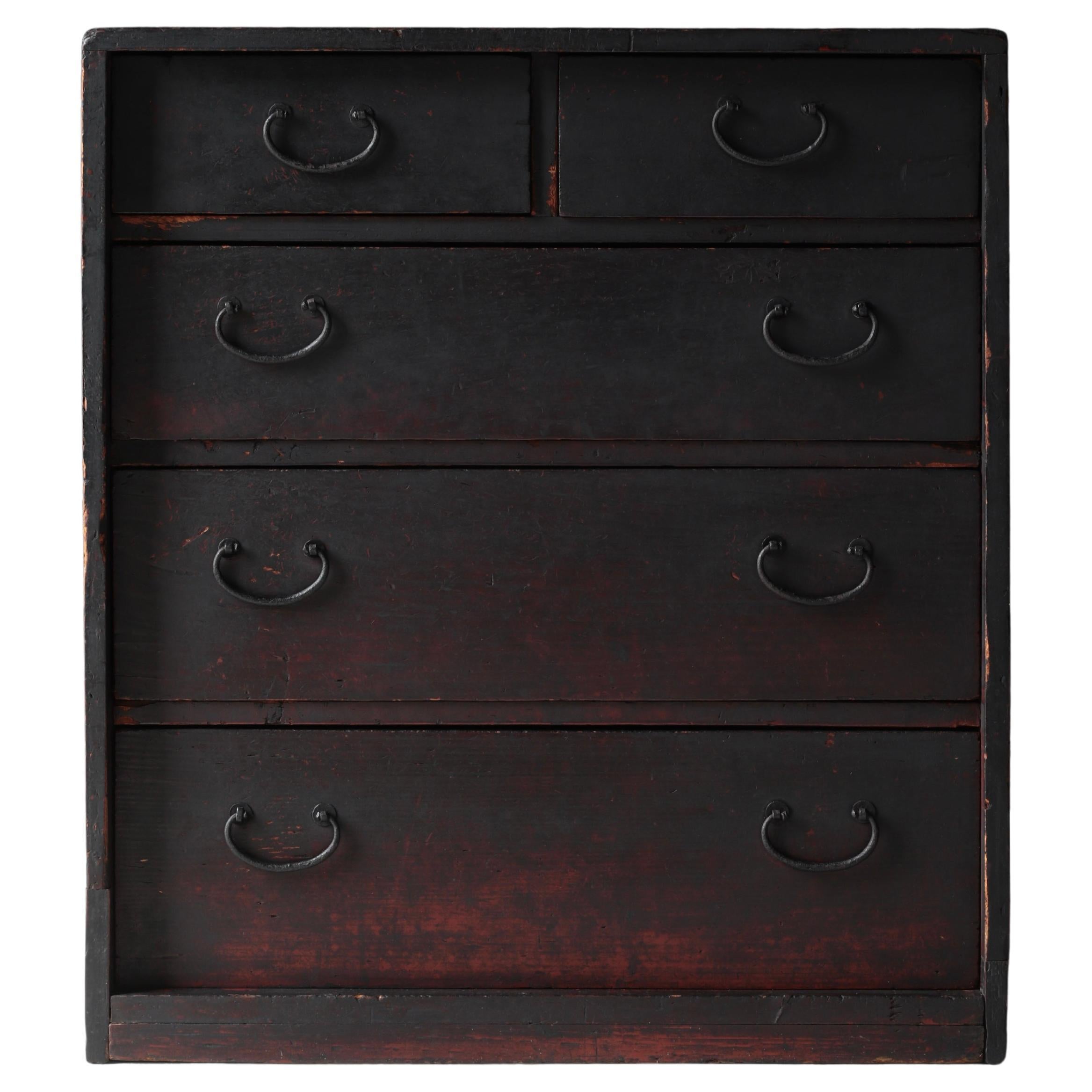 Cajón Negro Antiguo Japonés / Almacenamiento Tansu / 1868s / Wabi-Sabi Mingei en venta