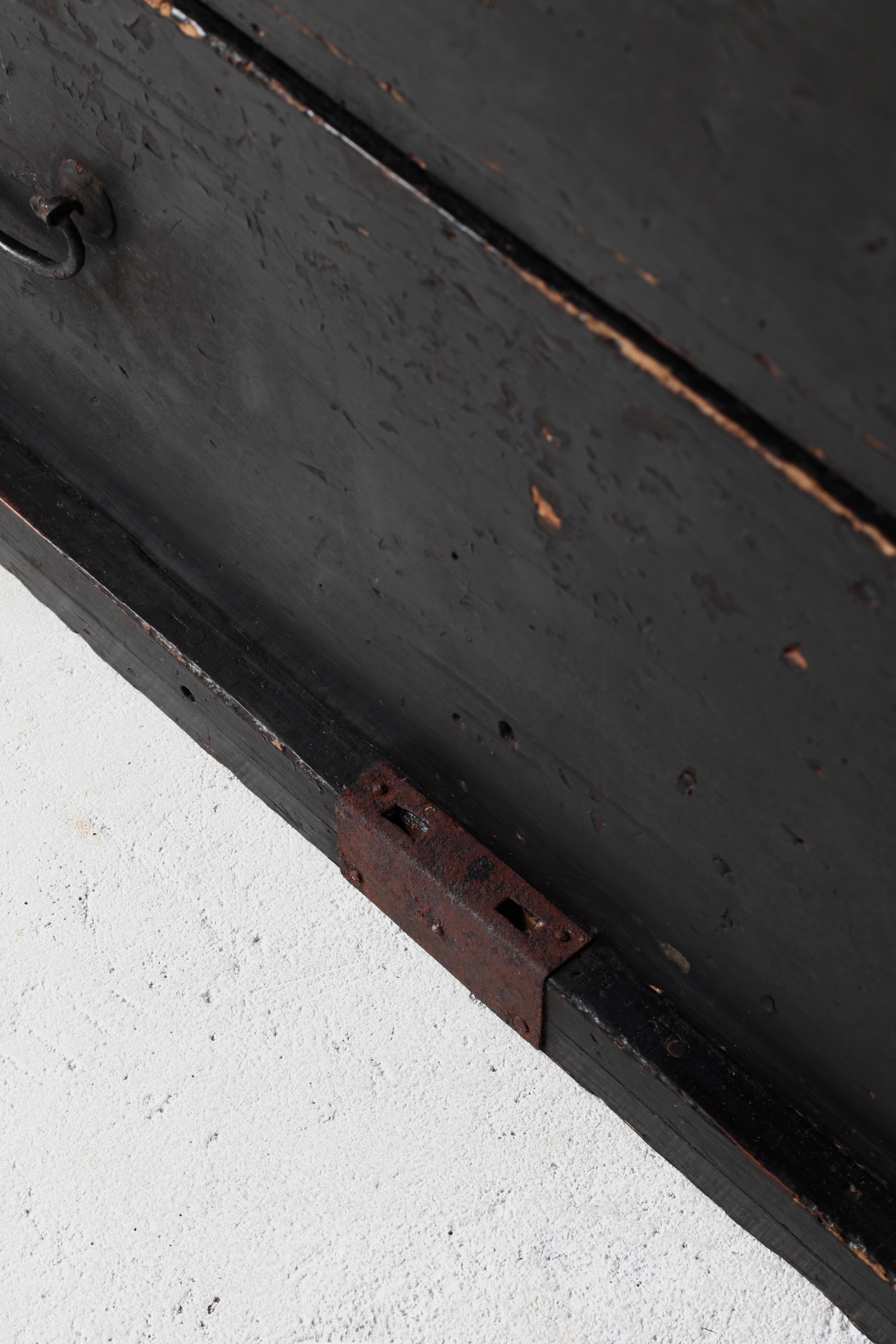Japanese Antique Black Drawer / Storage Tansu / 1905s / Wabi-Sabi Mingei For Sale 7