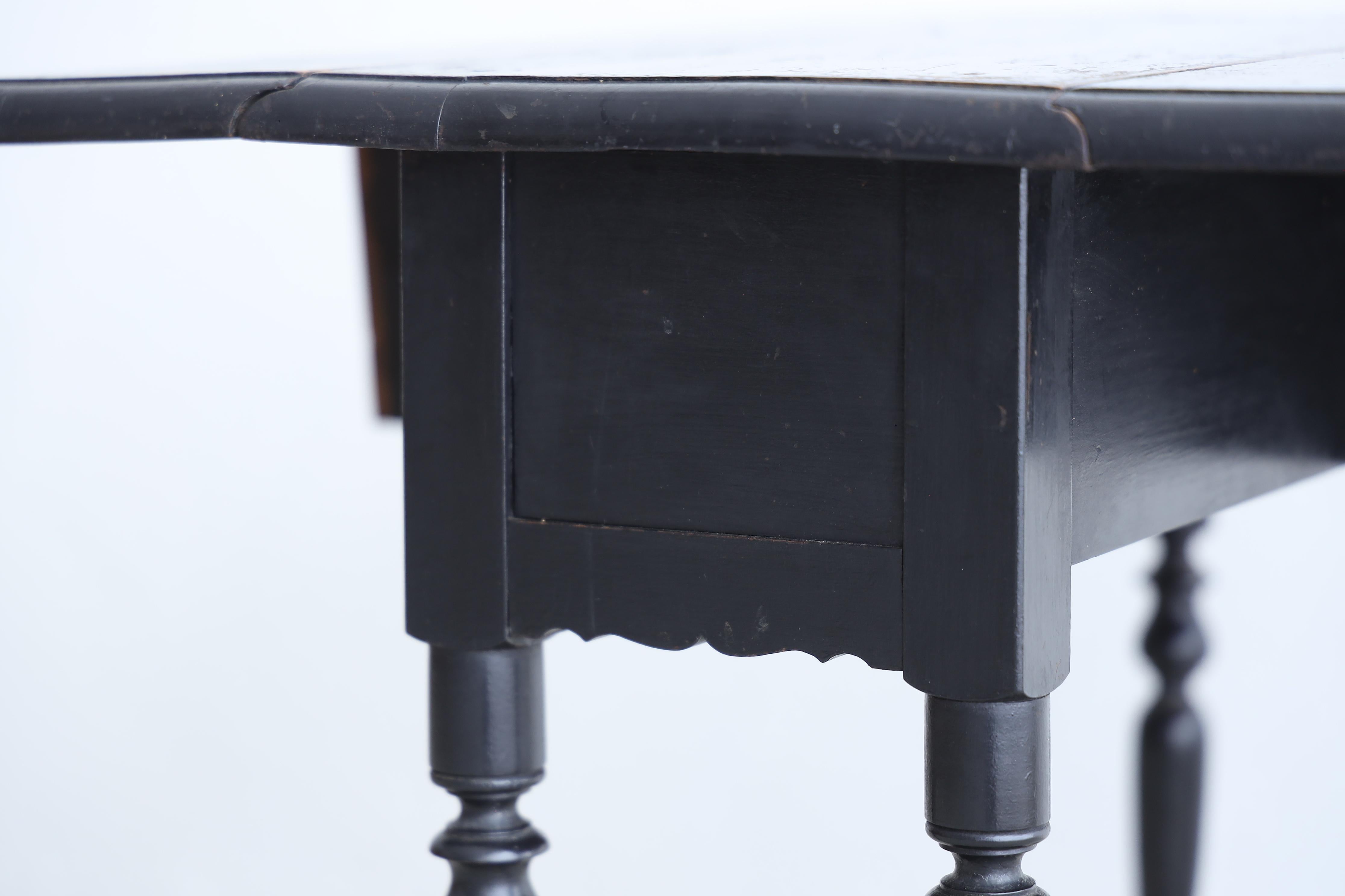 Mesa plegable japonesa antigua negra, Wabi-sabi, Japandi en venta 2