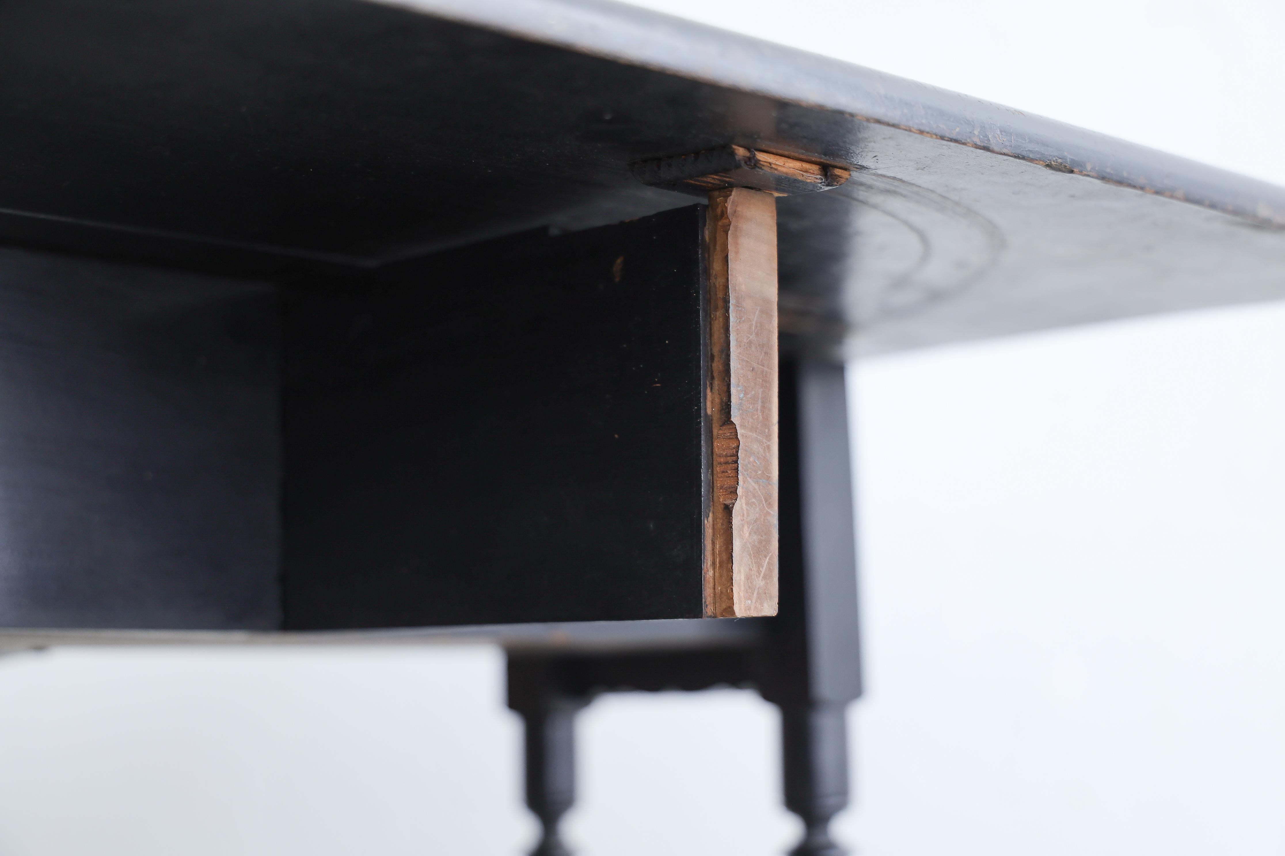Mesa plegable japonesa antigua negra, Wabi-sabi, Japandi en venta 4