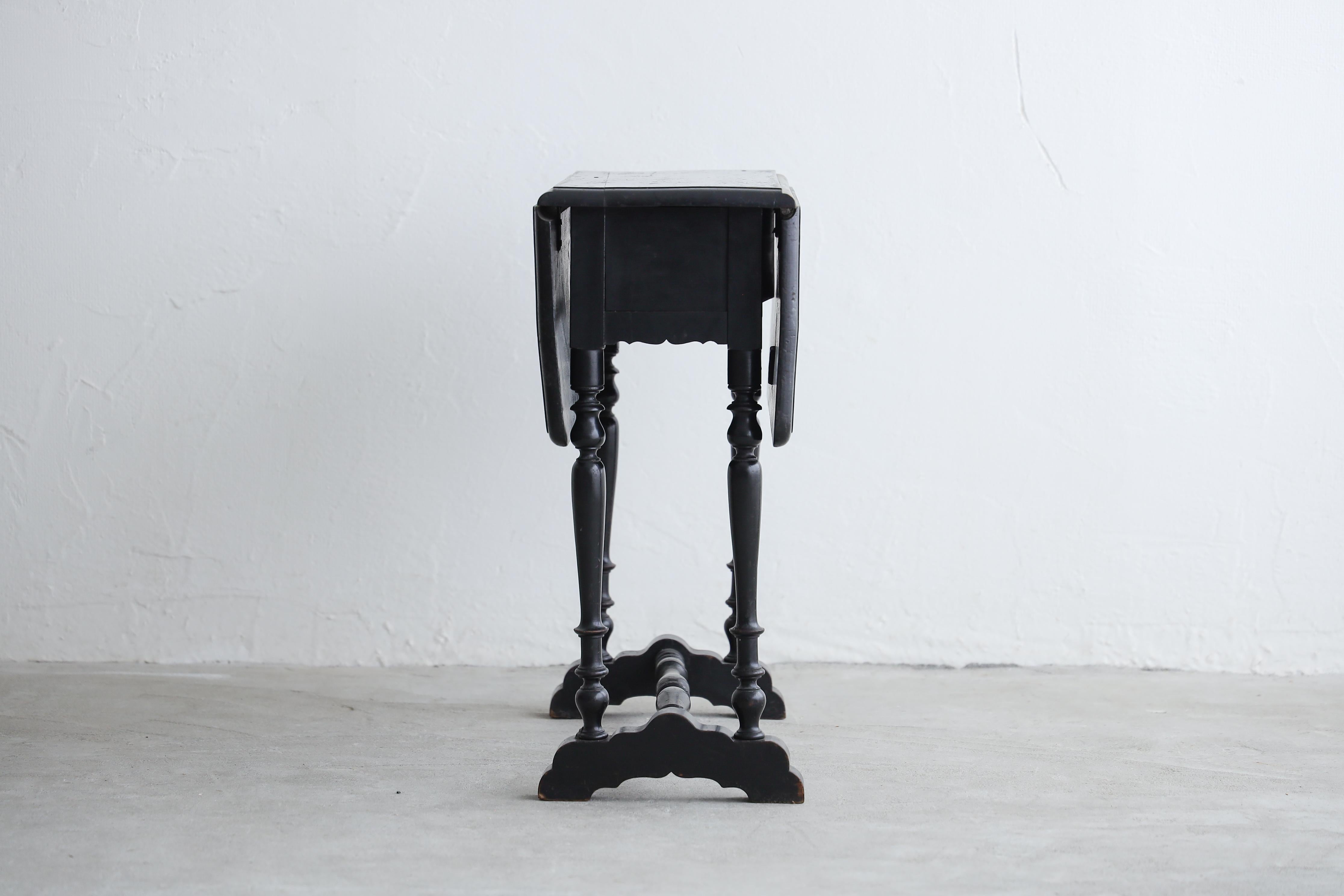 Mesa plegable japonesa antigua negra, Wabi-sabi, Japandi en venta 5
