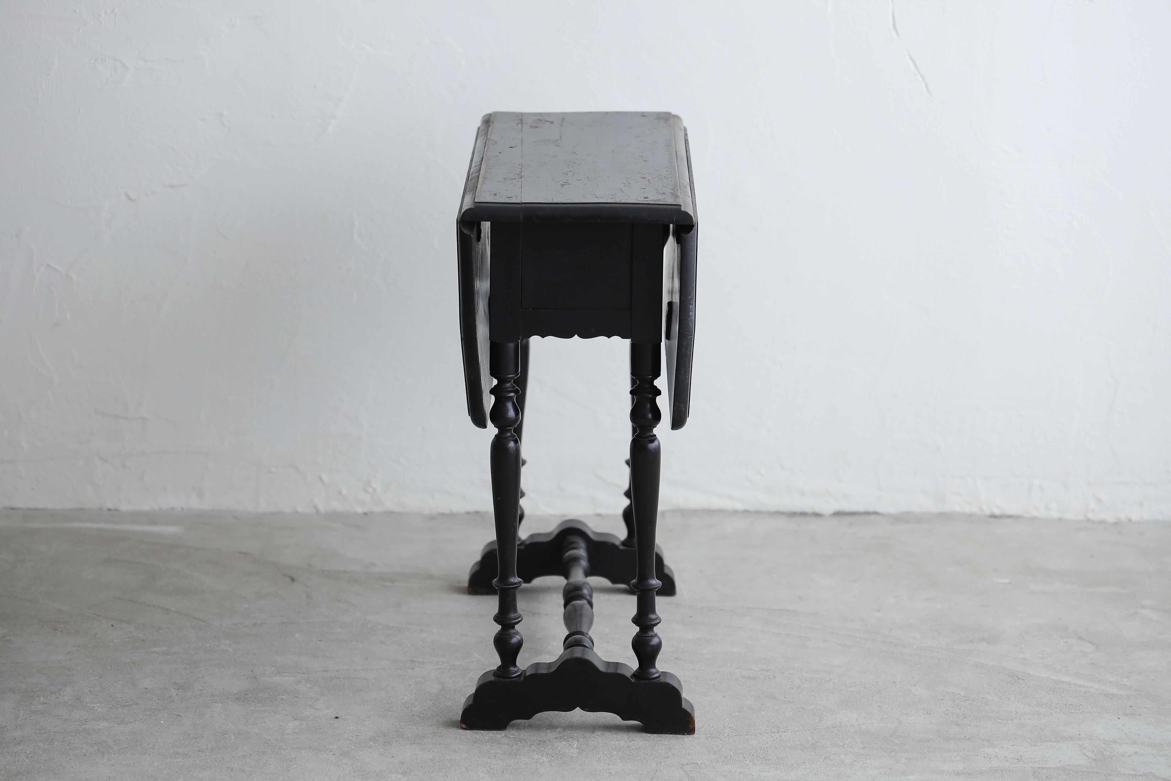 Mesa plegable japonesa antigua negra, Wabi-sabi, Japandi en venta 6