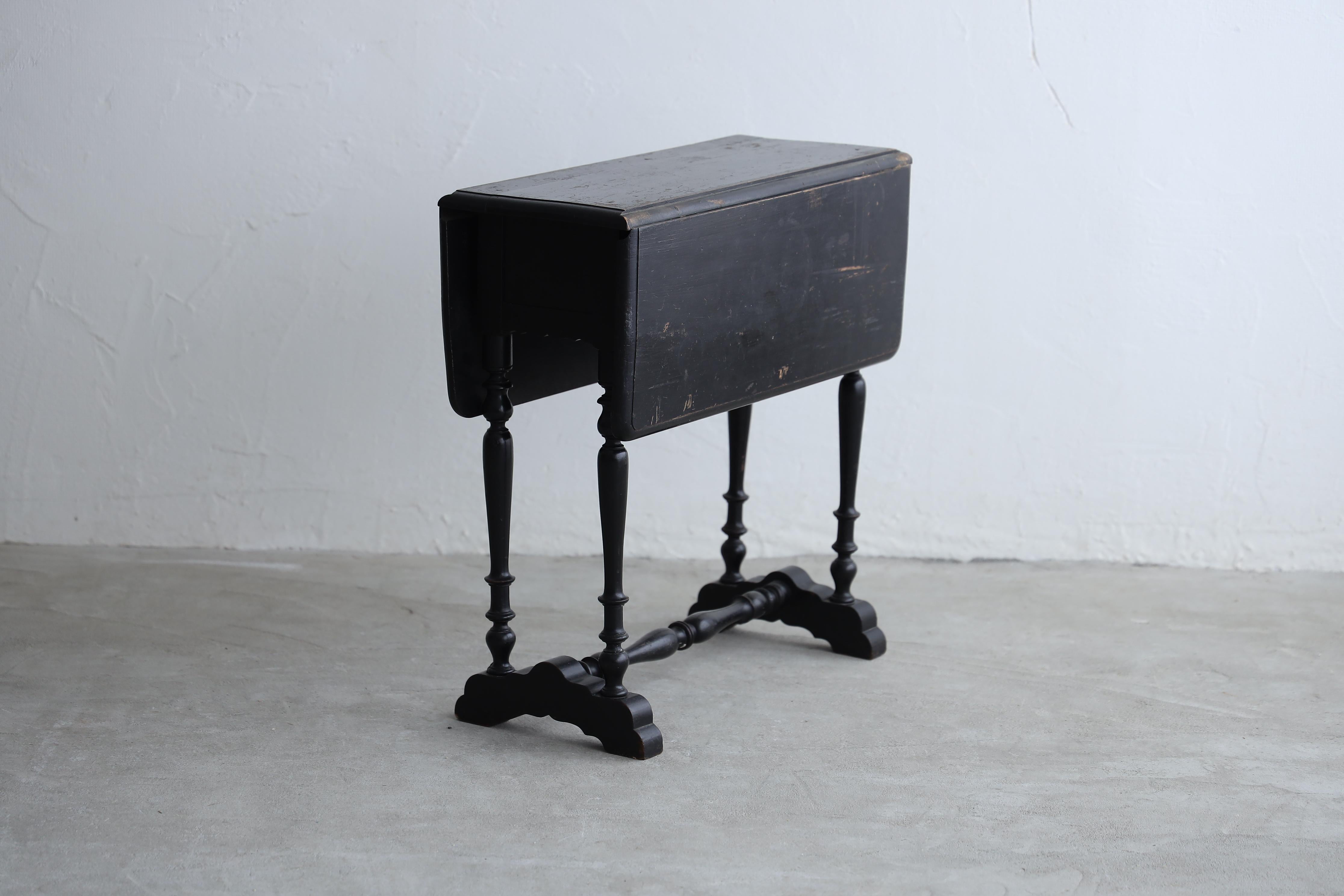 Mesa plegable japonesa antigua negra, Wabi-sabi, Japandi en venta 7