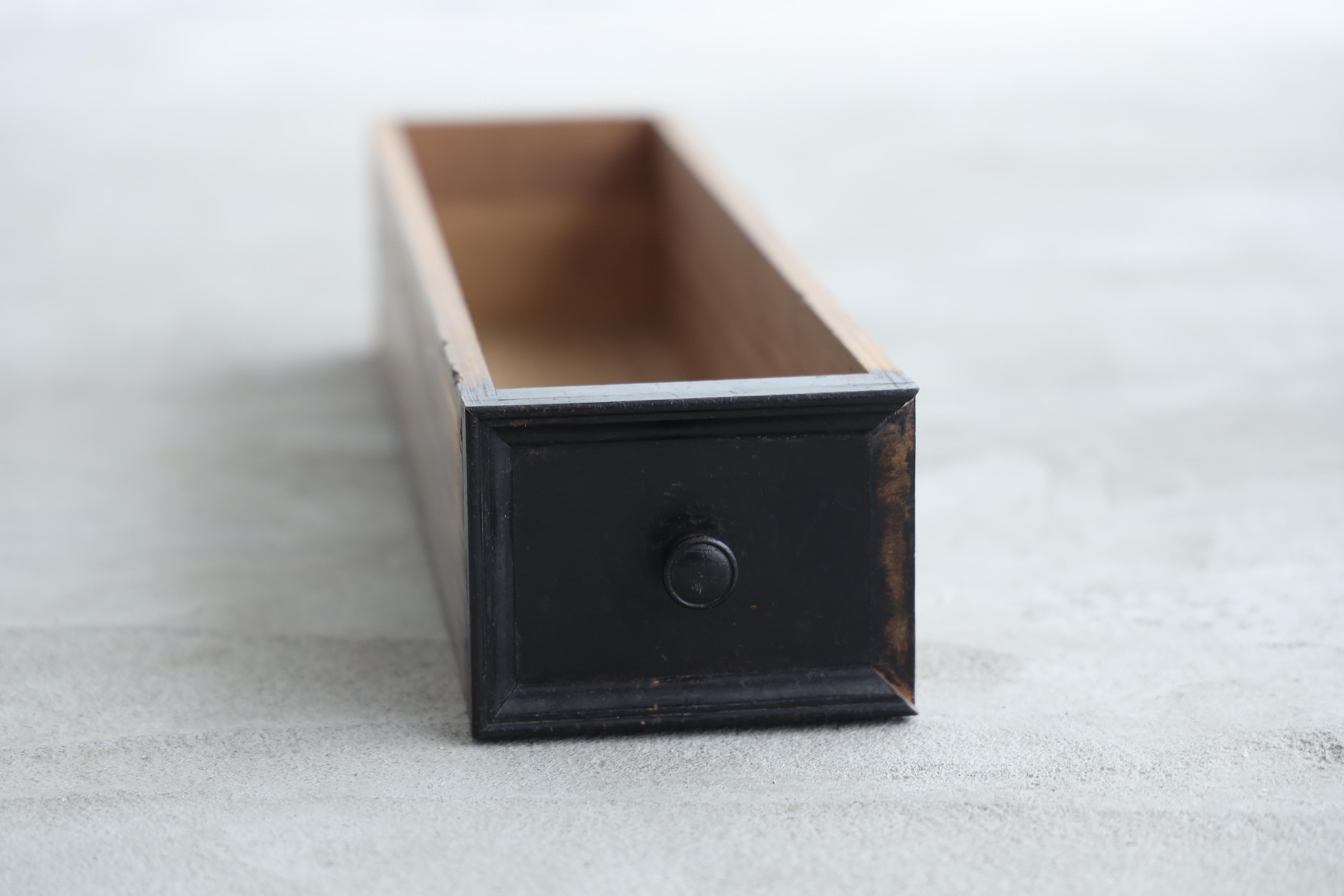 Mesa plegable japonesa antigua negra, Wabi-sabi, Japandi en venta 11