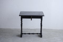 Japanischer antiker schwarzer Klapptisch, Wabi-sabi, Japandi