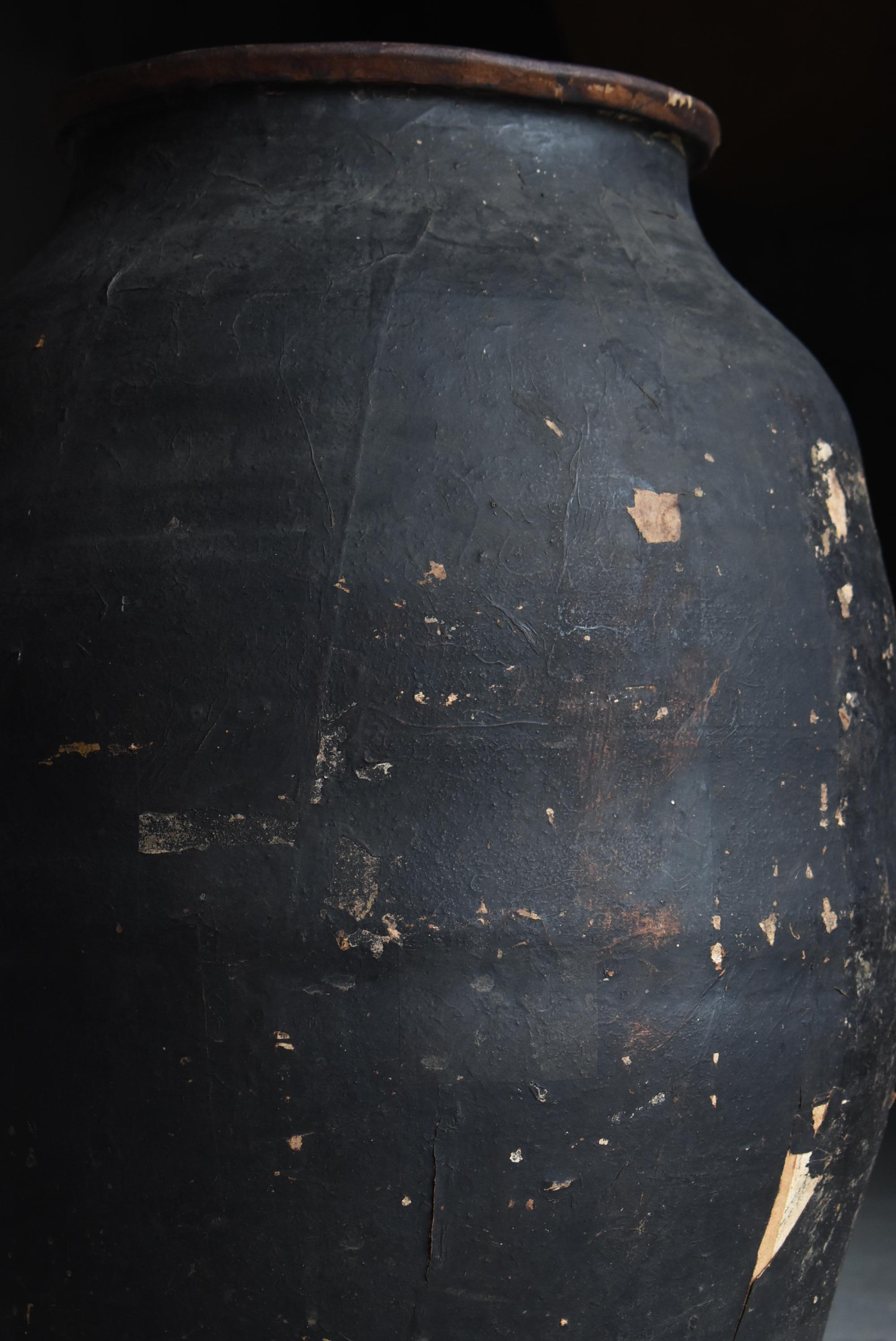 Vase japonais ancien en poterie recouverte de papier noir 1860s-1900s / Wabi Sabi en vente 1