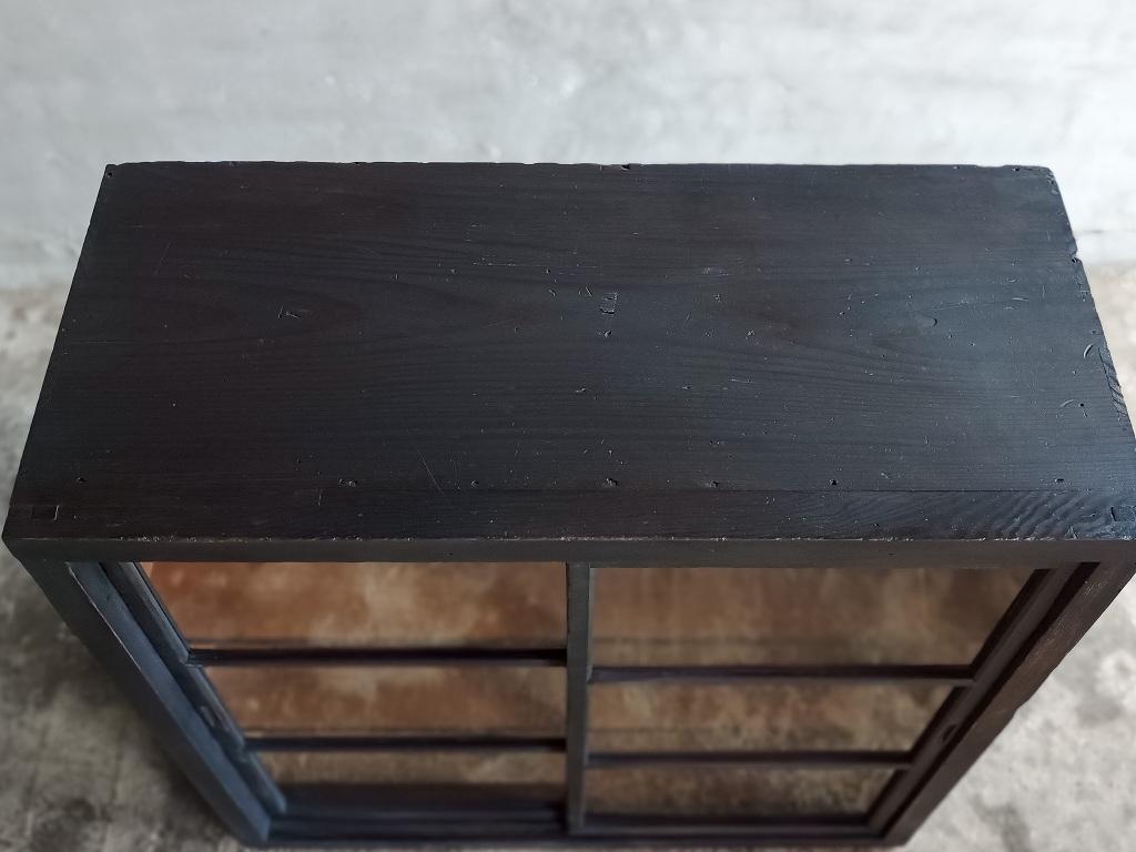 Japanese Antique Black Sliding Glass Door Cabinet, Early Showa Period '1926-' For Sale 14