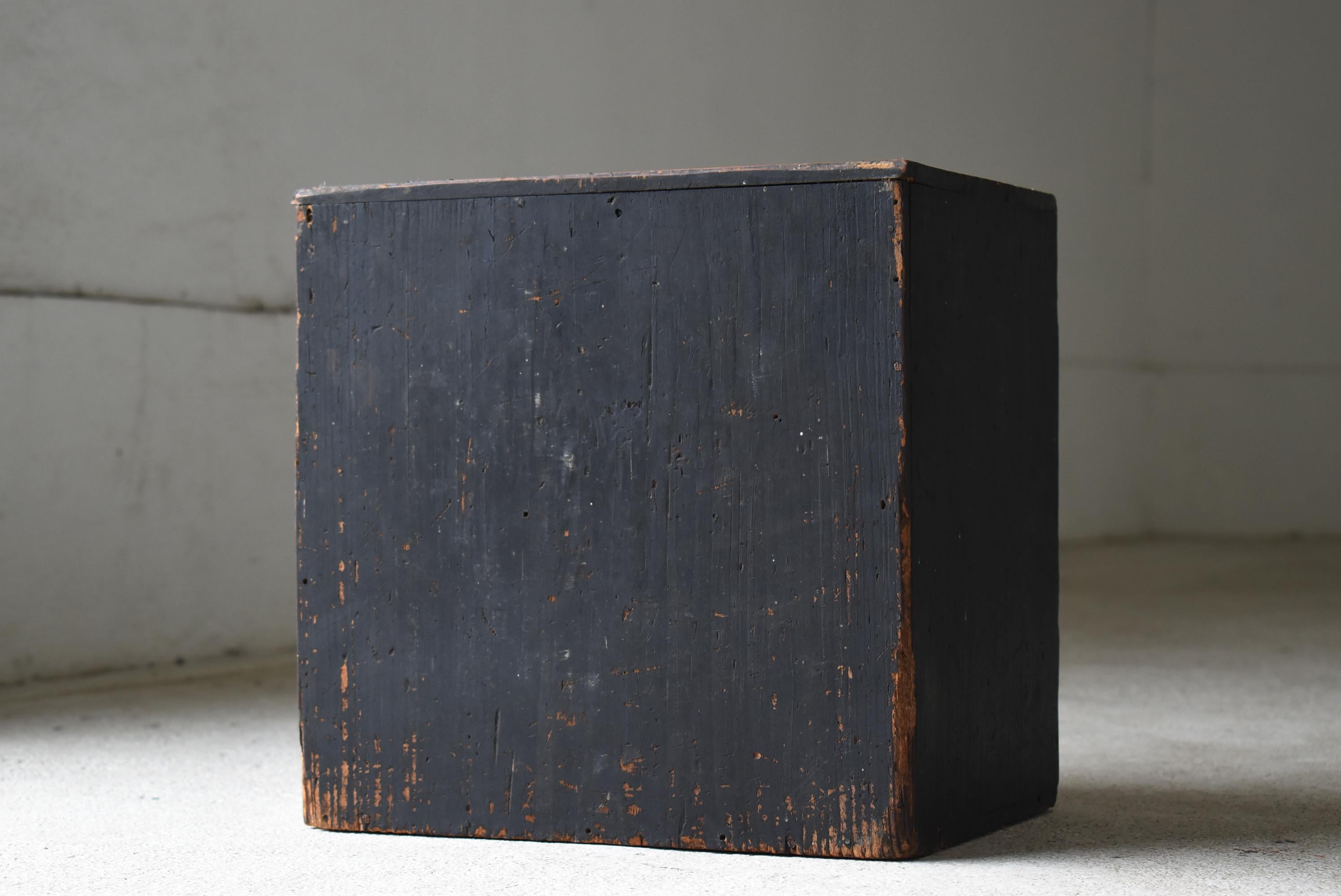 Japanische Antike Schwarze Kleine Schublade 1860er-1900er Jahre / Tansu Lagerung Wabisabi im Angebot 7