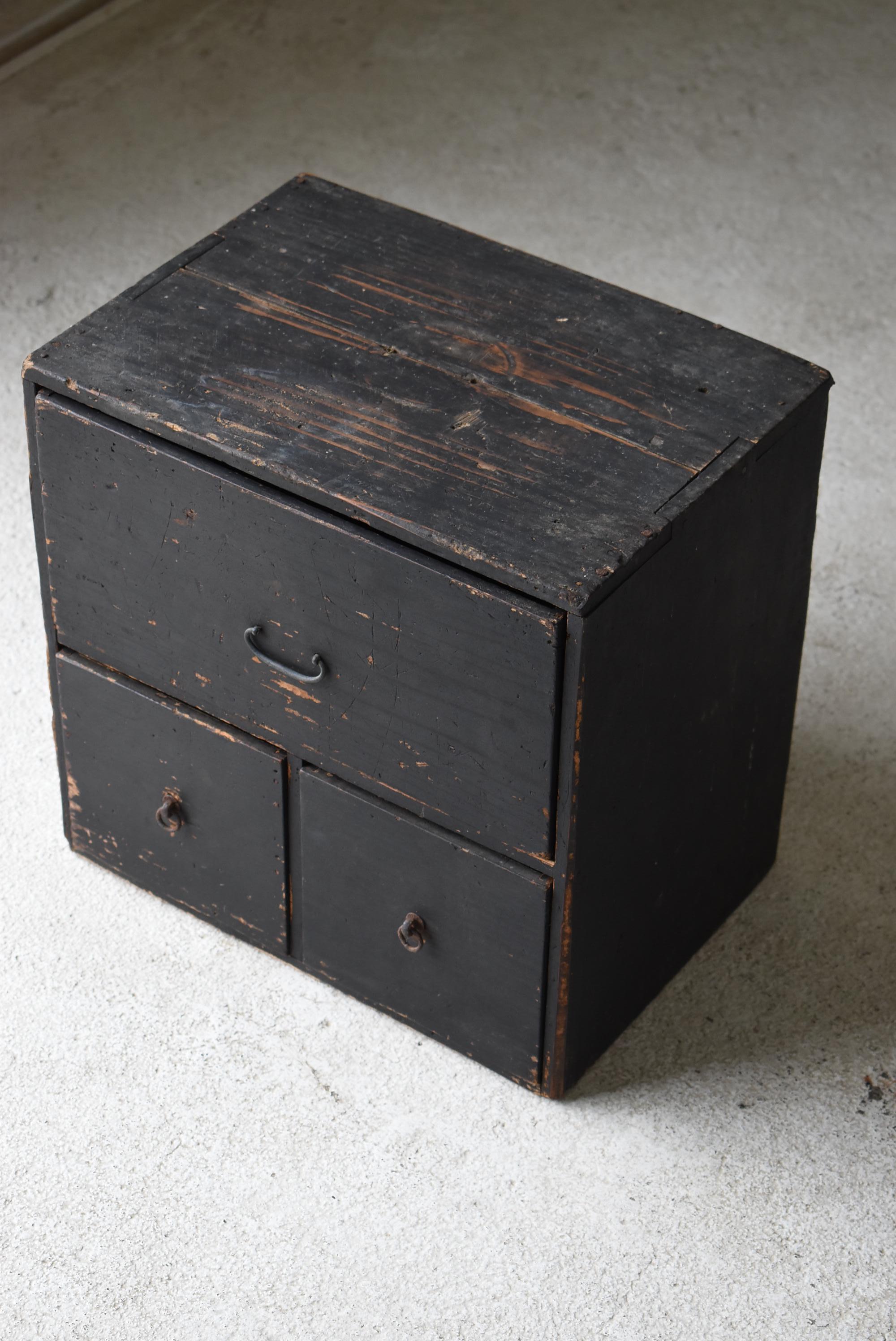 20th Century Japanese Antique Black Small Drawer 1860s-1900s / Tansu Storage Wabisabi For Sale