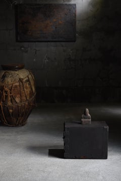 Boîte de rangement ancienne japonaise noire 1800s-1860s / Tiroir Tansu Wabisabi