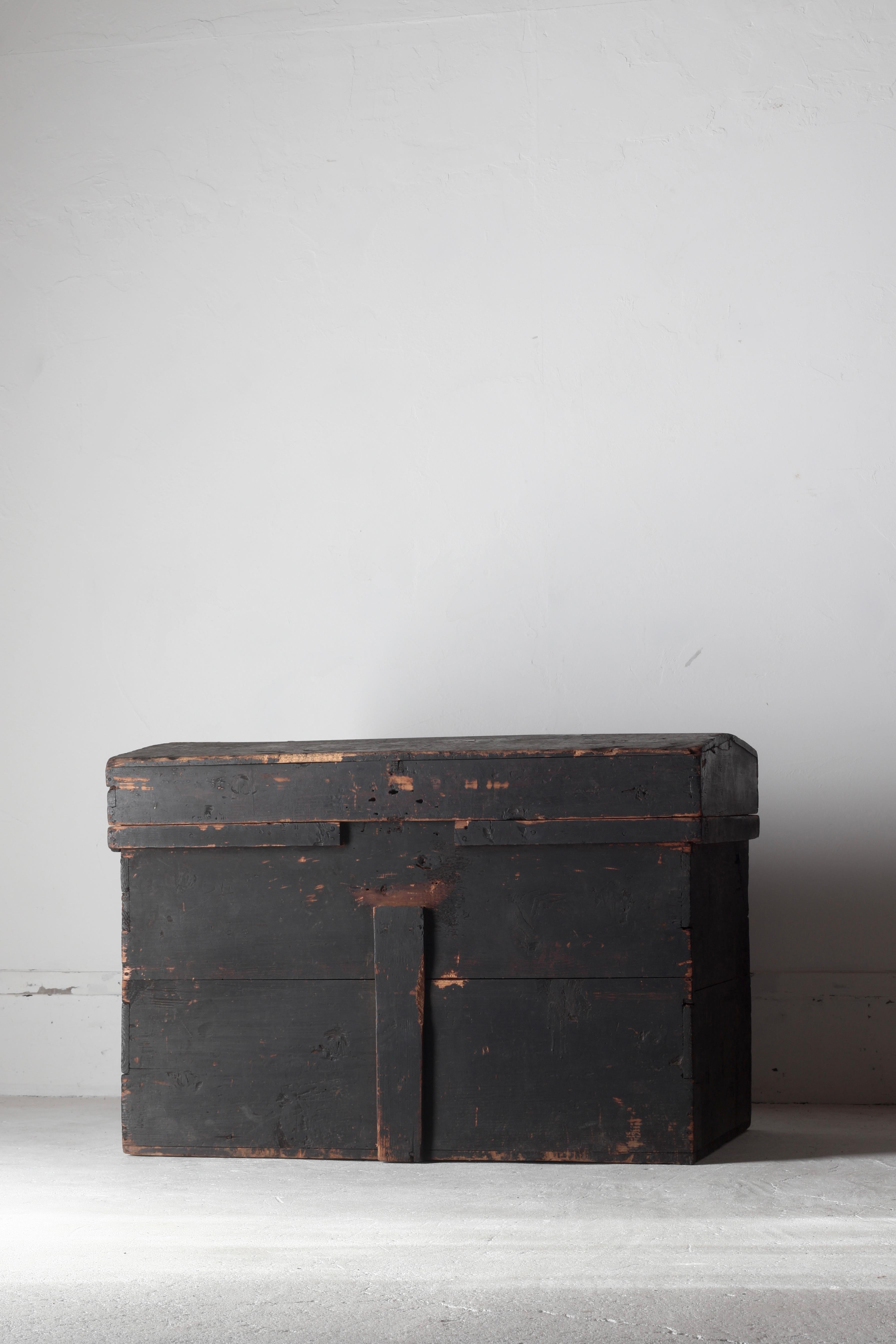 Scatola nera antica giapponese / Coperte / 1800-1868s Wabi-sabi in vendita 8