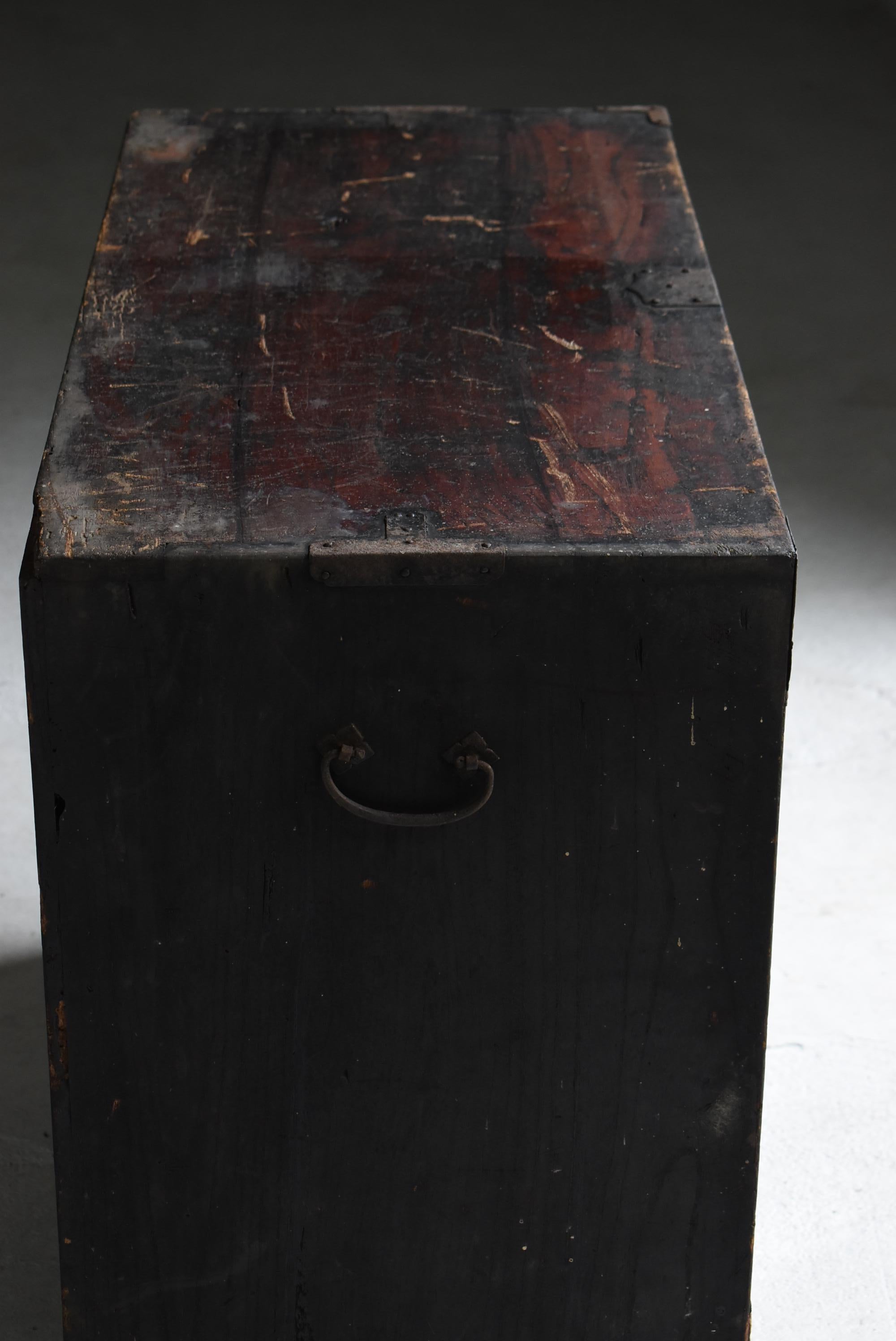 Ancien Tansu Noir Japonais 1860s-1900s / Buffet Tiroir de Rangement Wabisabi en vente 7