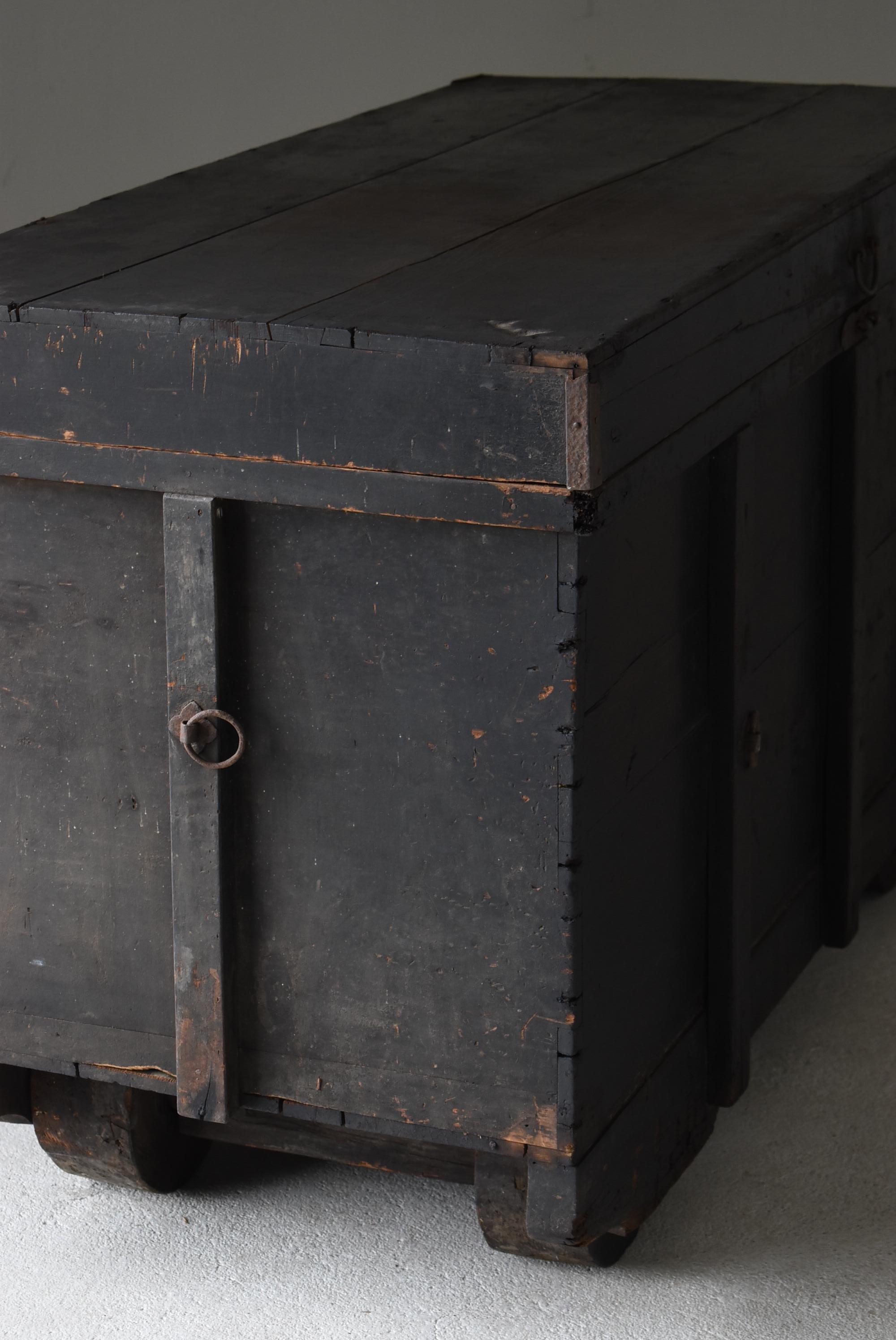 Japanese Antique Black Tansu 1860s-1900s / Storage Box Cabinet Wabi Sabi  5