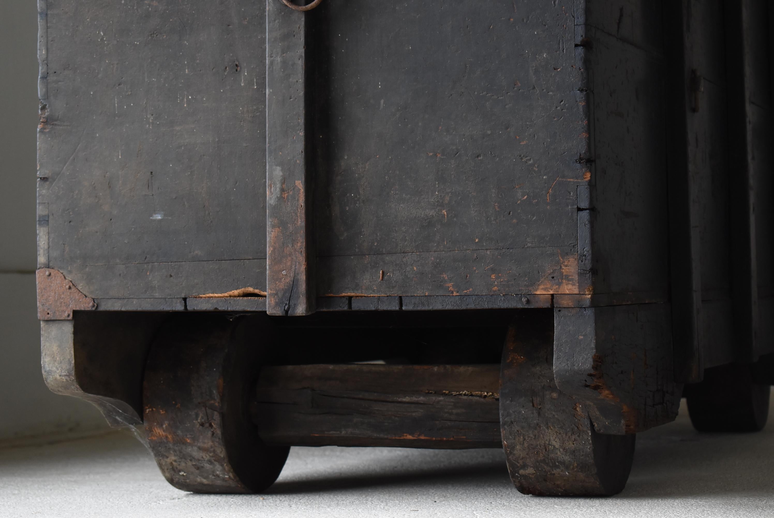 Japanese Antique Black Tansu 1860s-1900s / Storage Box Cabinet Wabi Sabi  6