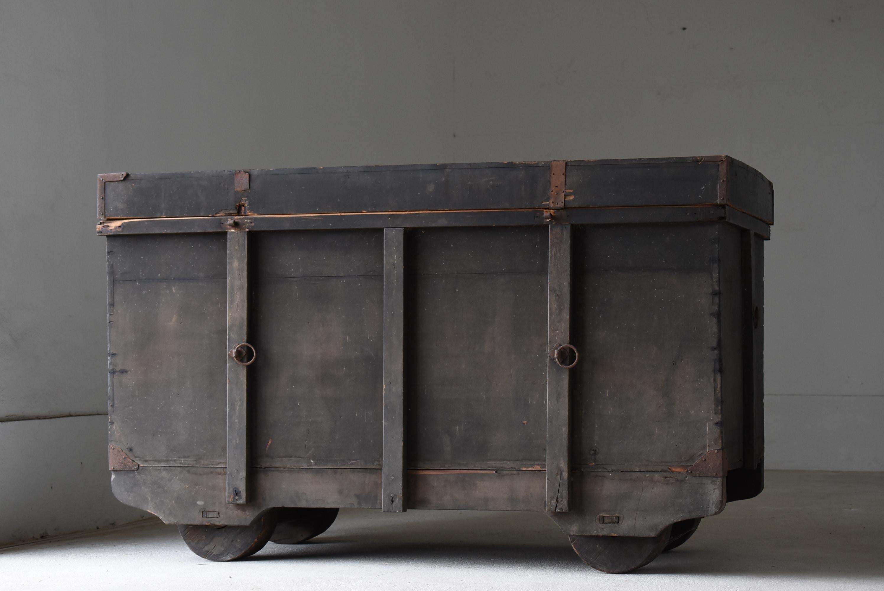 Japanese Antique Black Tansu 1860s-1900s / Storage Box Cabinet Wabi Sabi  7